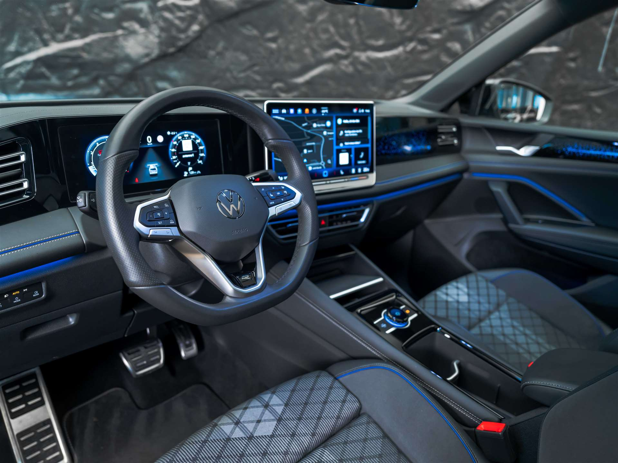 listing desktop thumbnail image 7