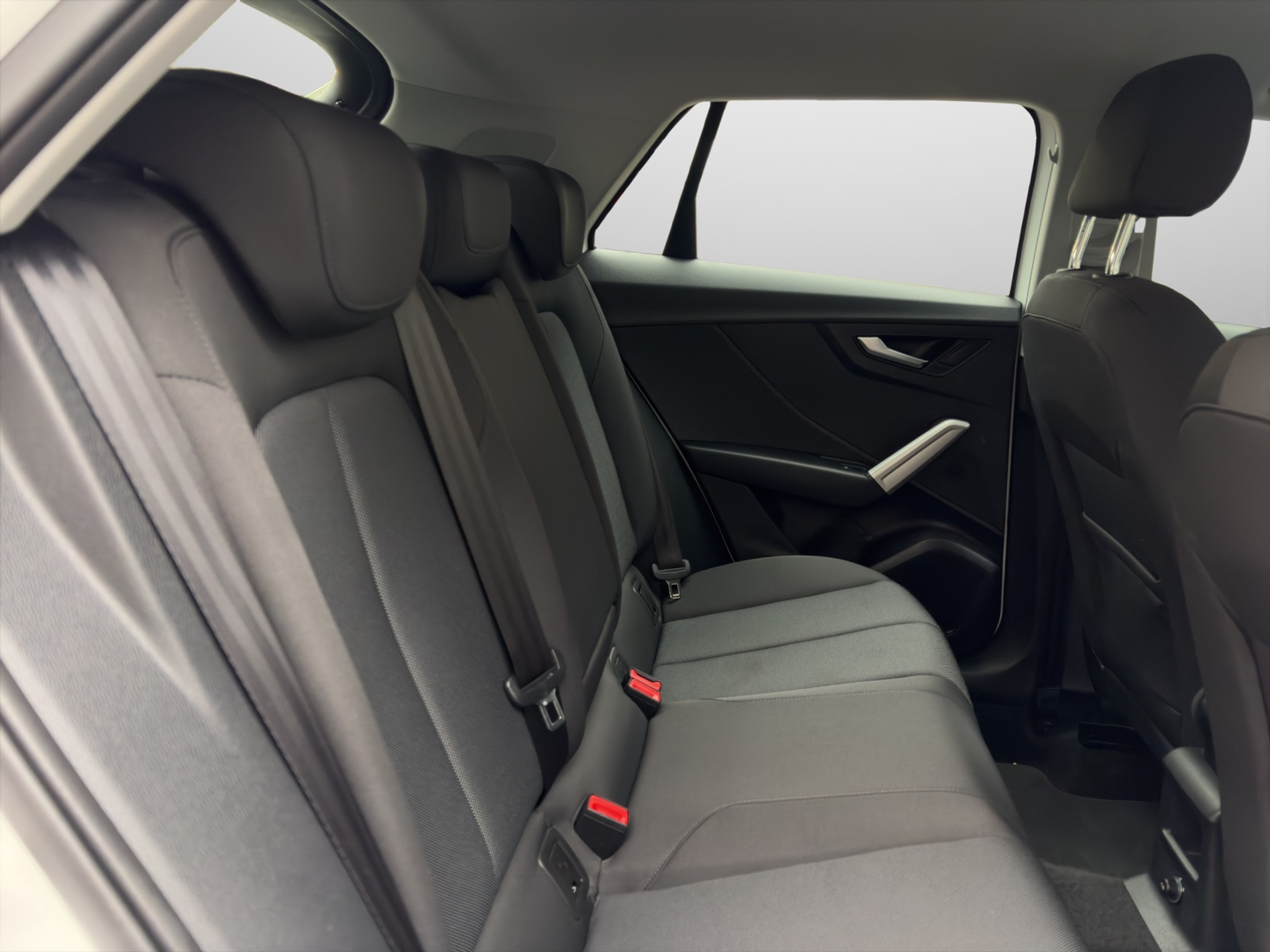 listing desktop thumbnail image 13