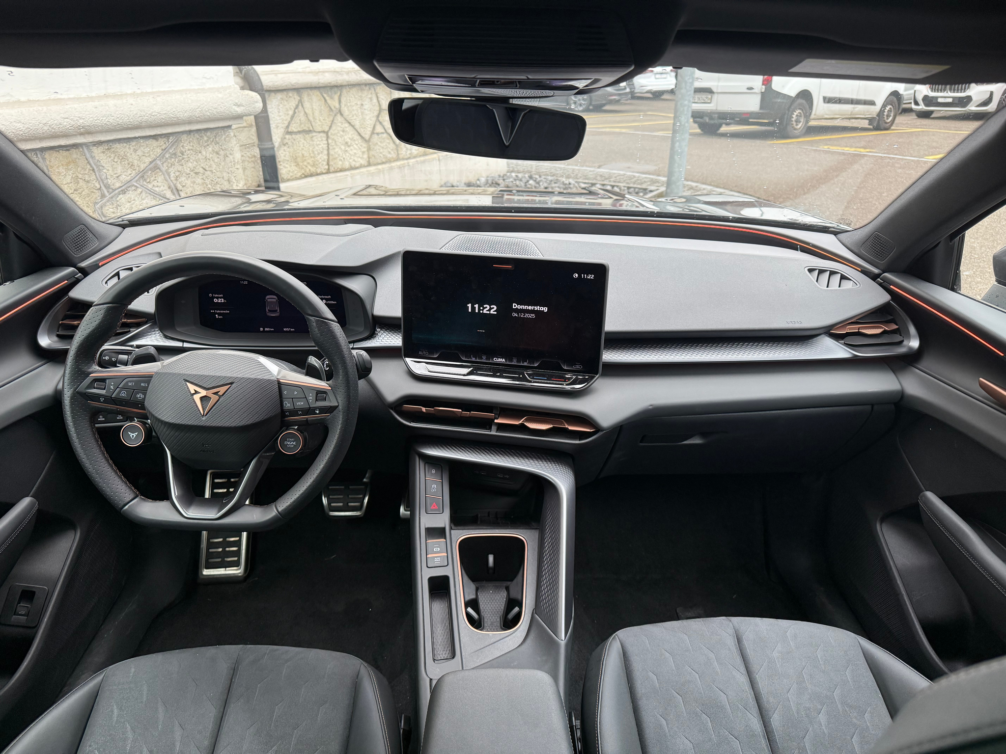 listing desktop thumbnail image 11