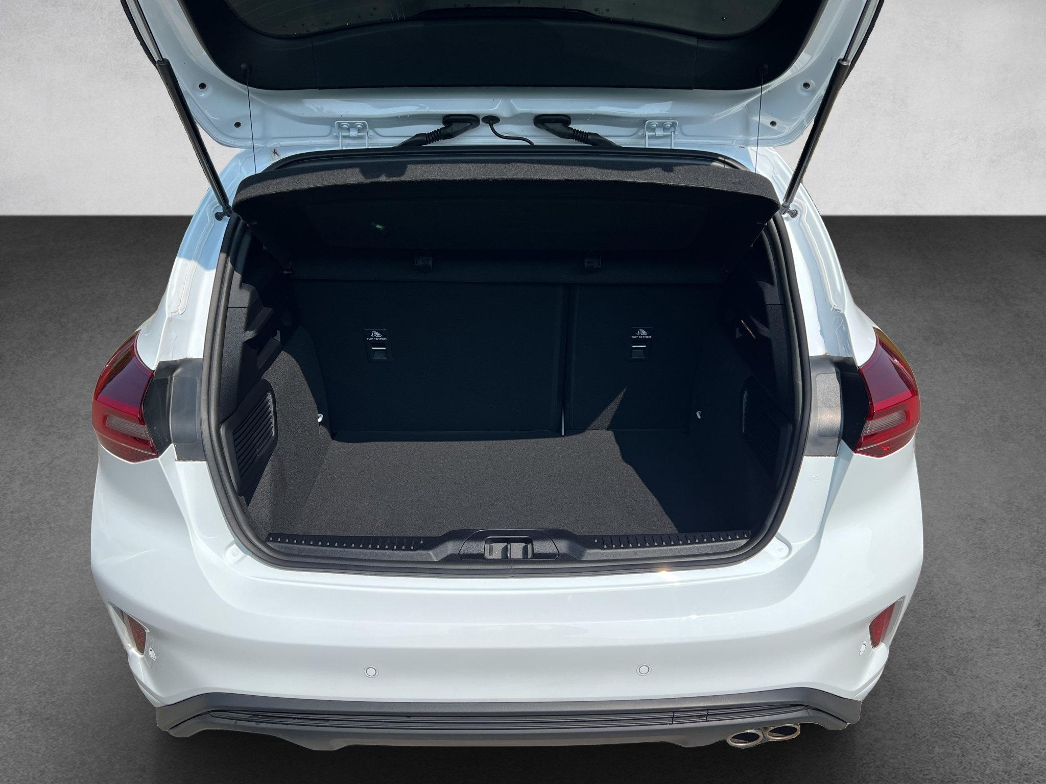 listing desktop thumbnail image 12