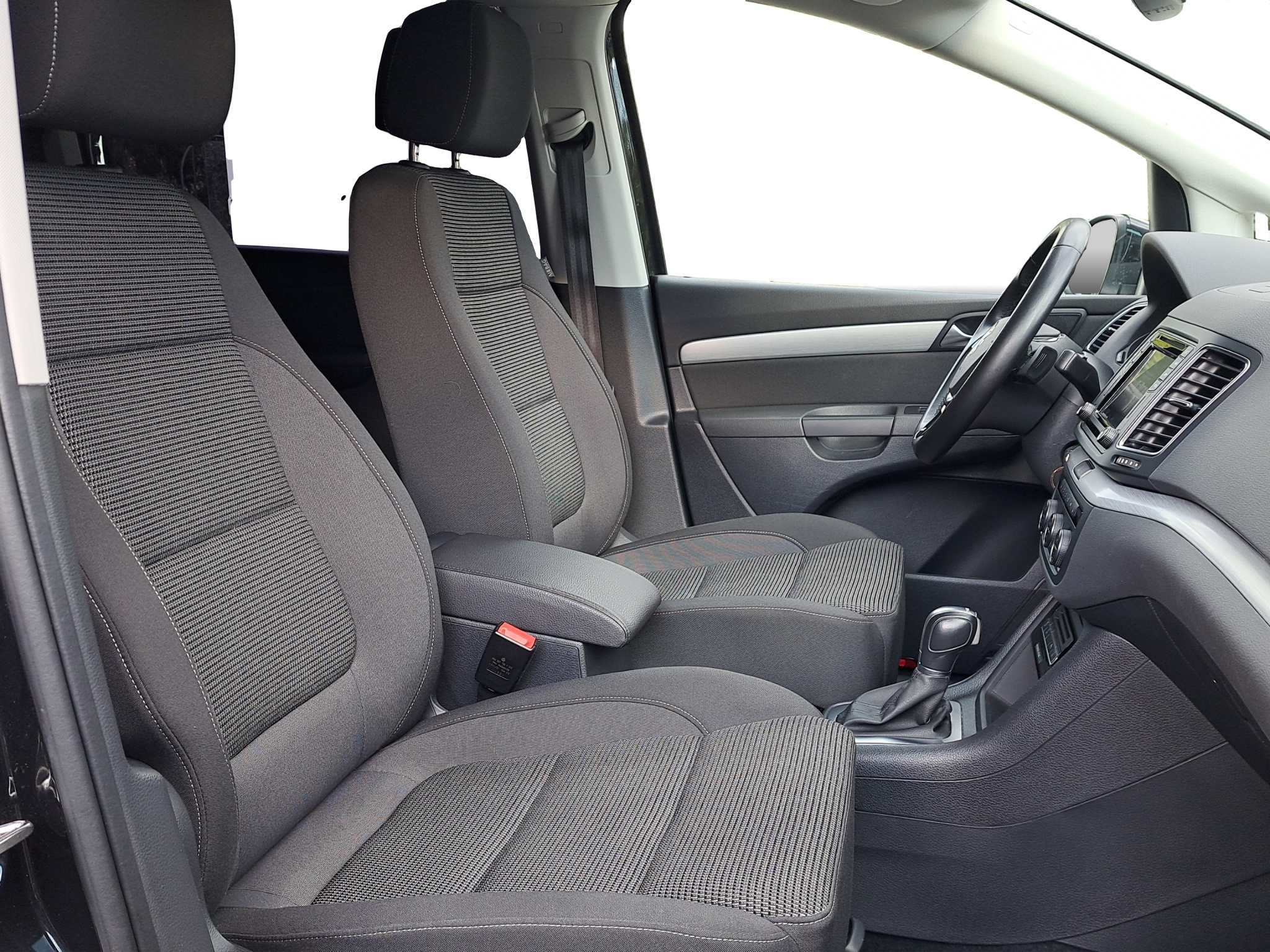 listing desktop thumbnail image 11