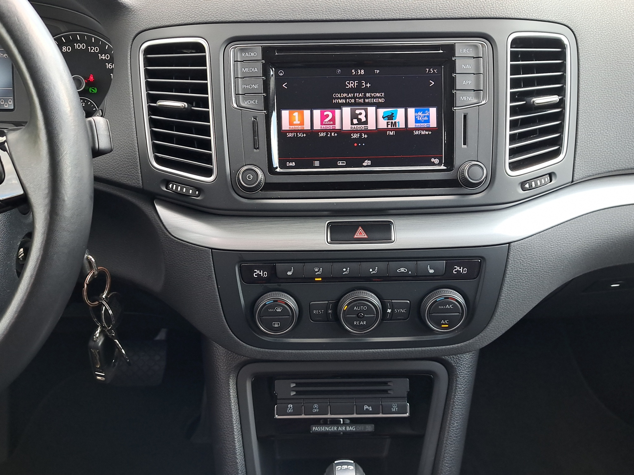 listing desktop thumbnail image 10