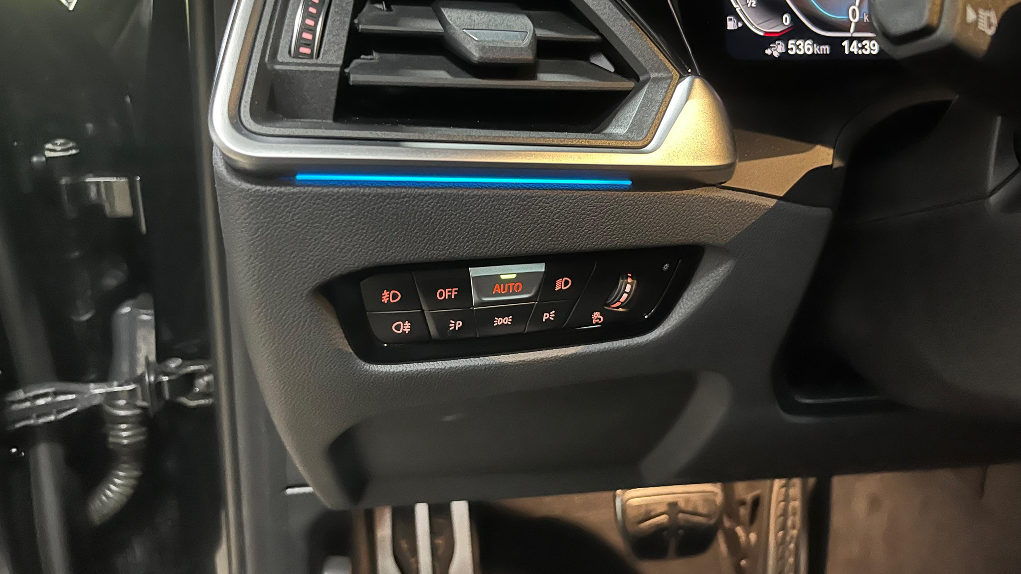 listing desktop thumbnail image 23