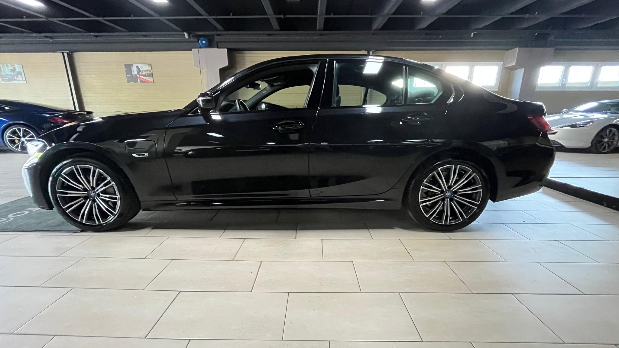 listing desktop thumbnail image 5