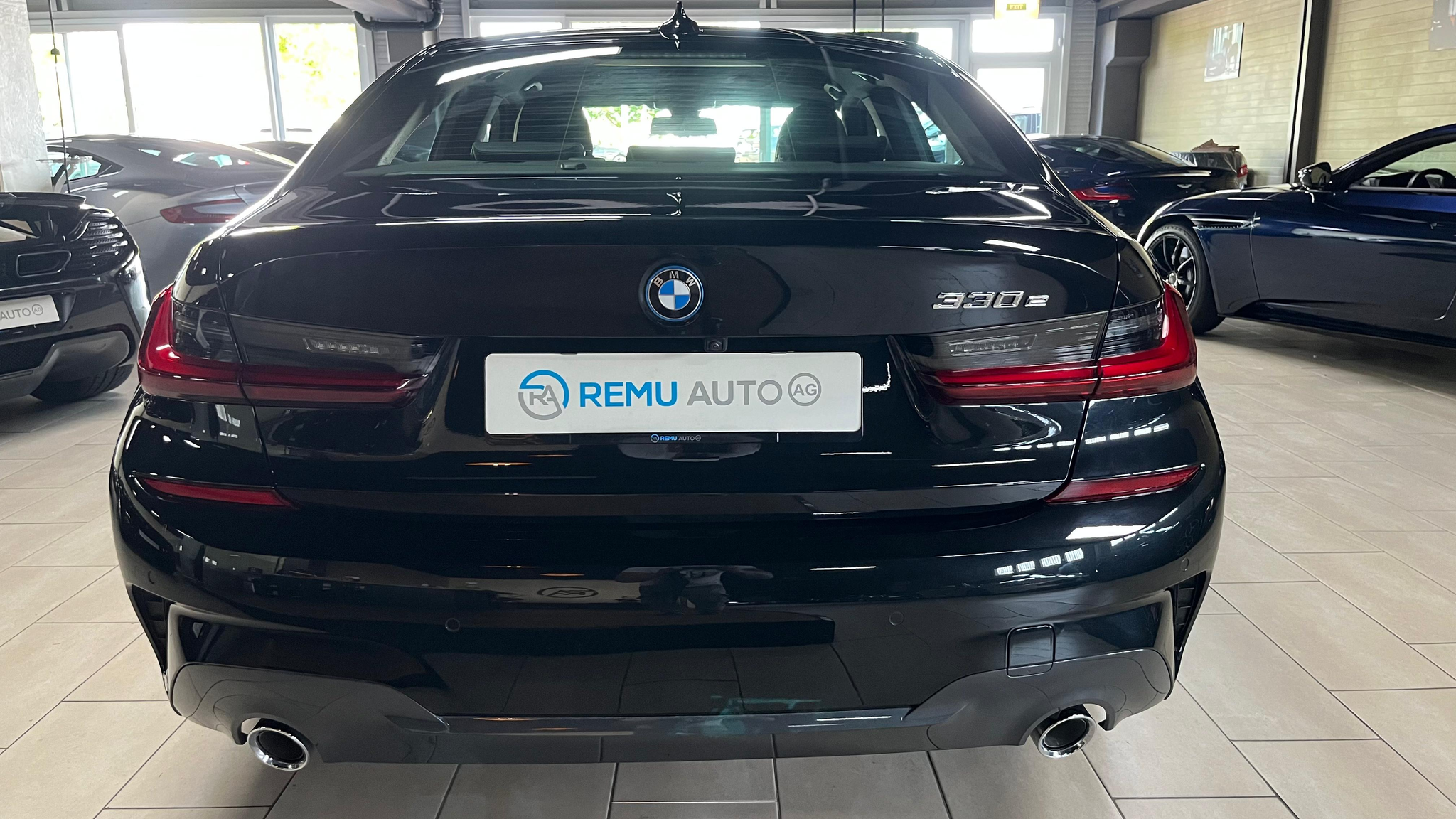 listing desktop thumbnail image 3