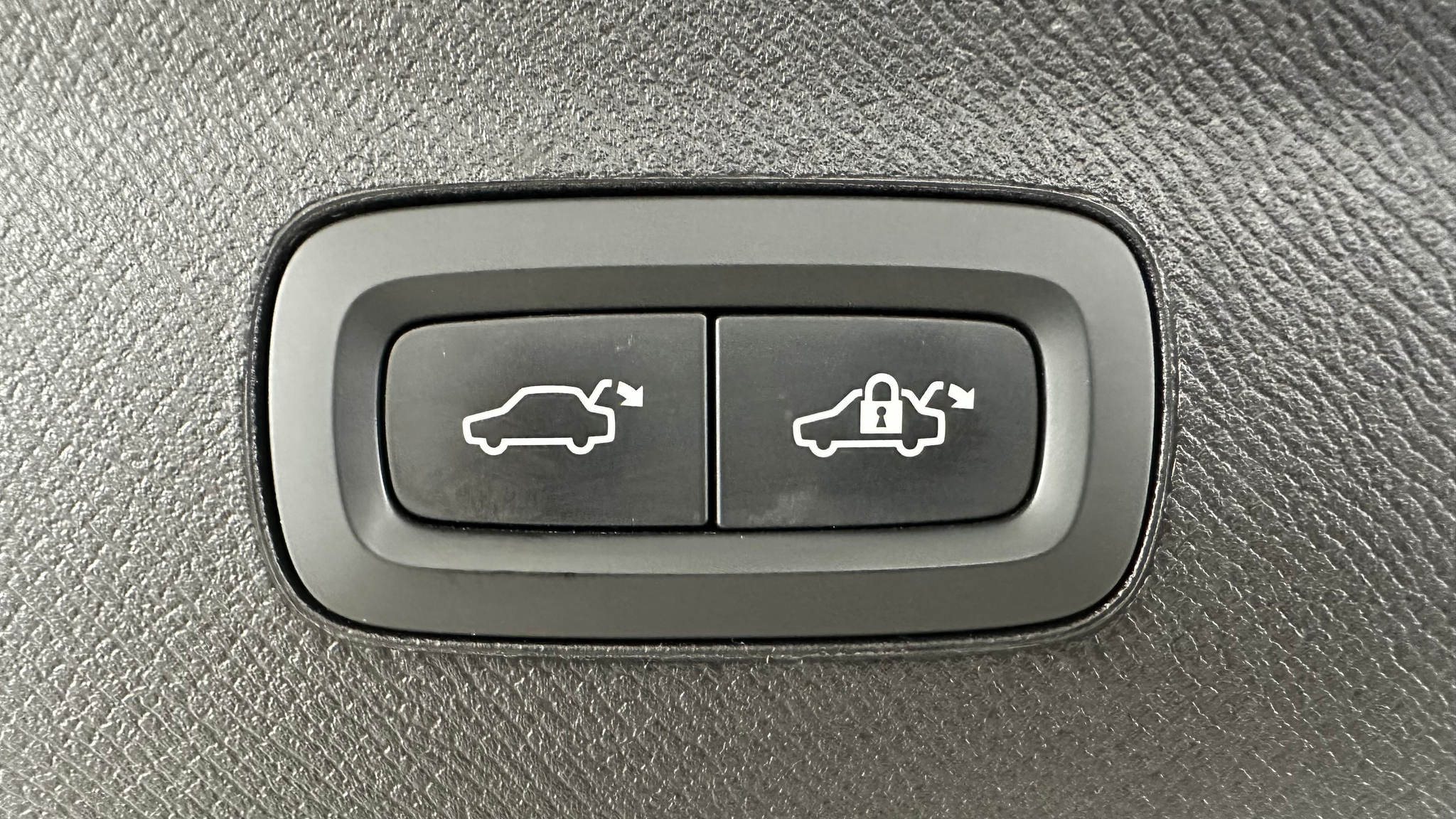 listing desktop thumbnail image 15