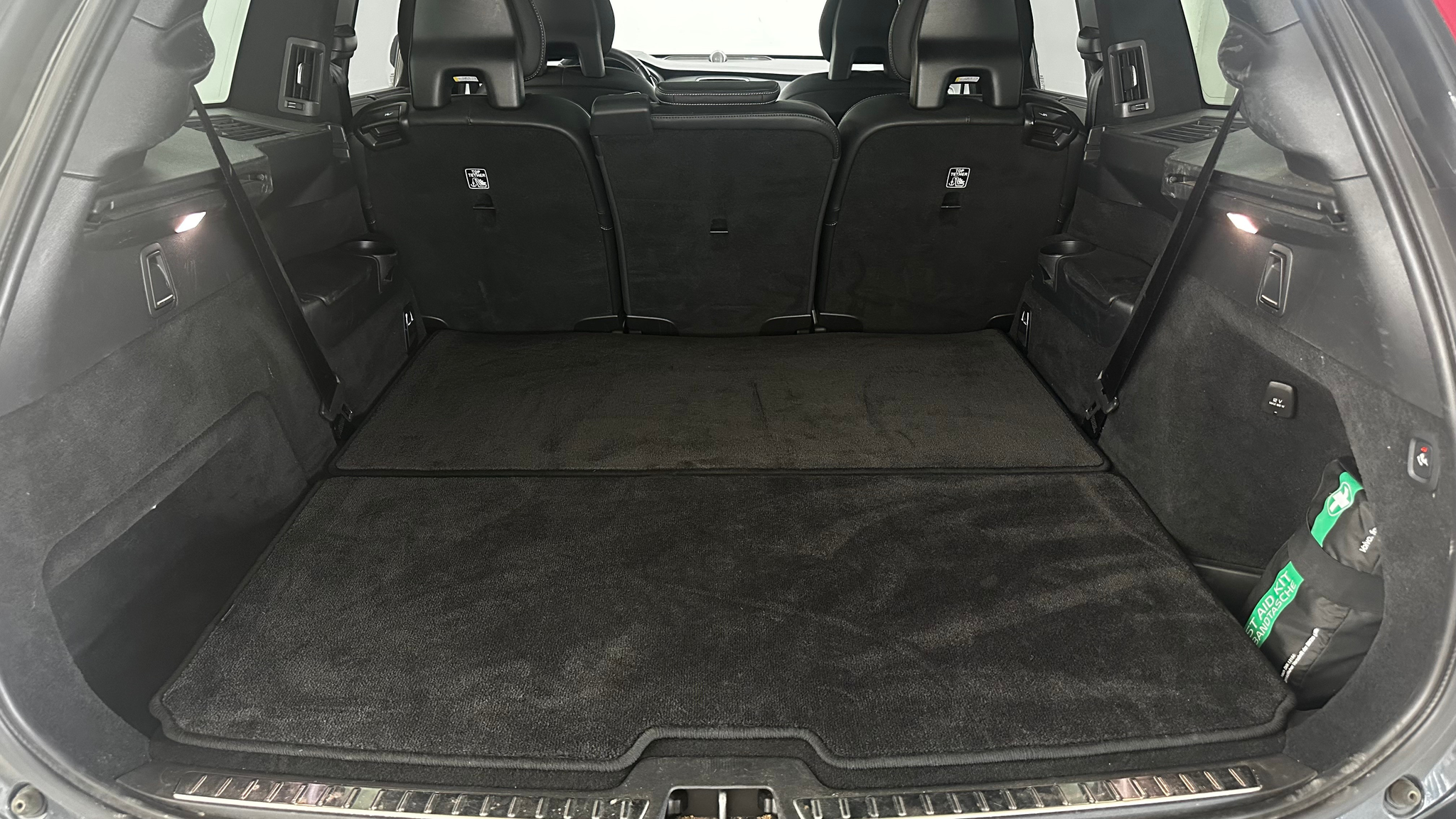 listing desktop thumbnail image 6