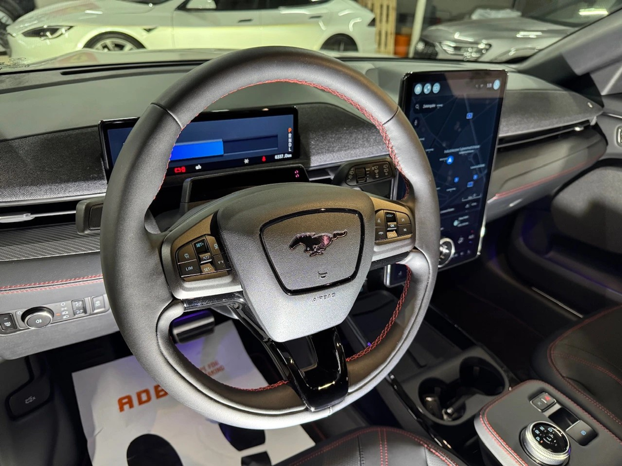 listing desktop thumbnail image 7