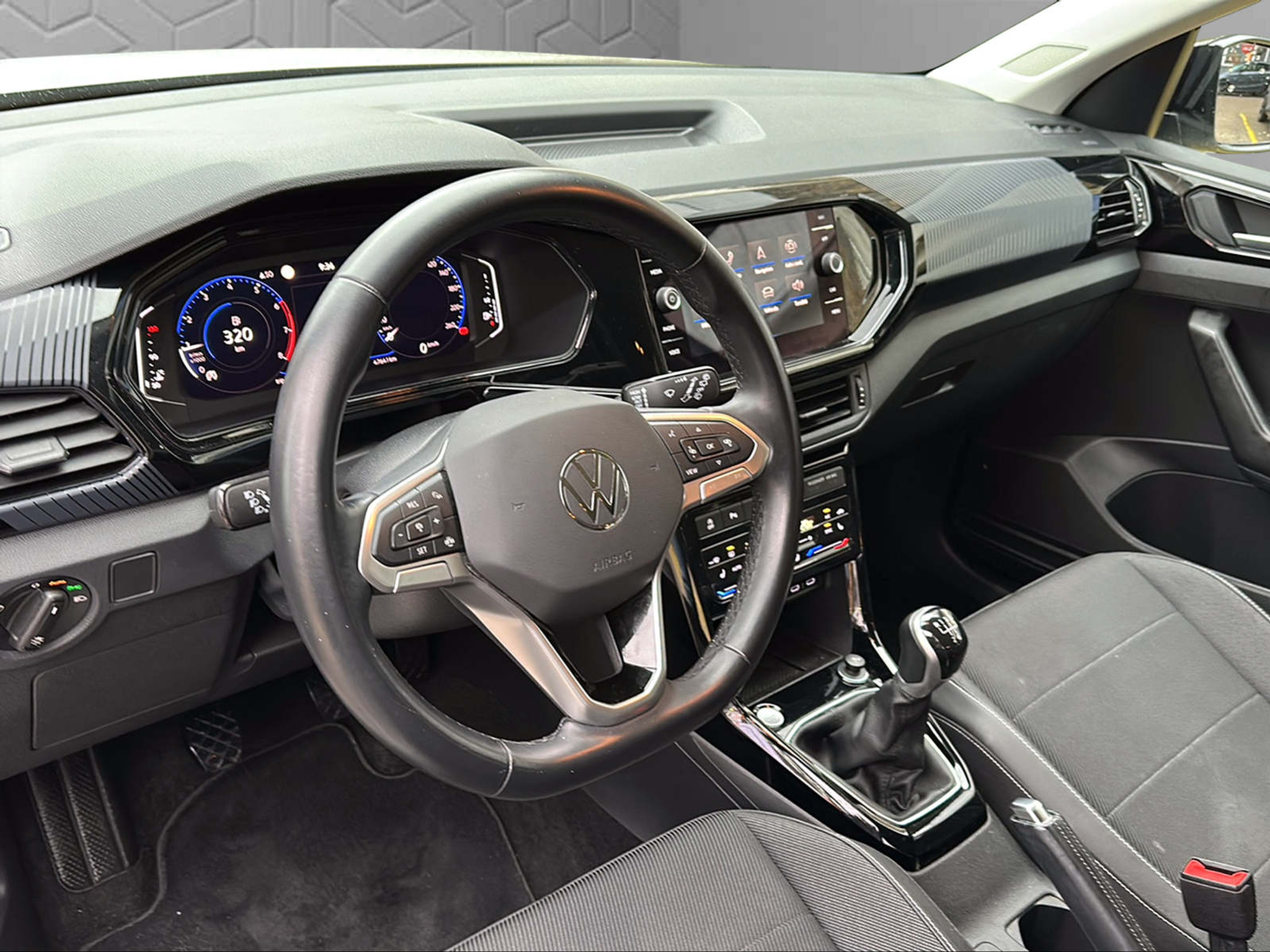 listing desktop thumbnail image 11