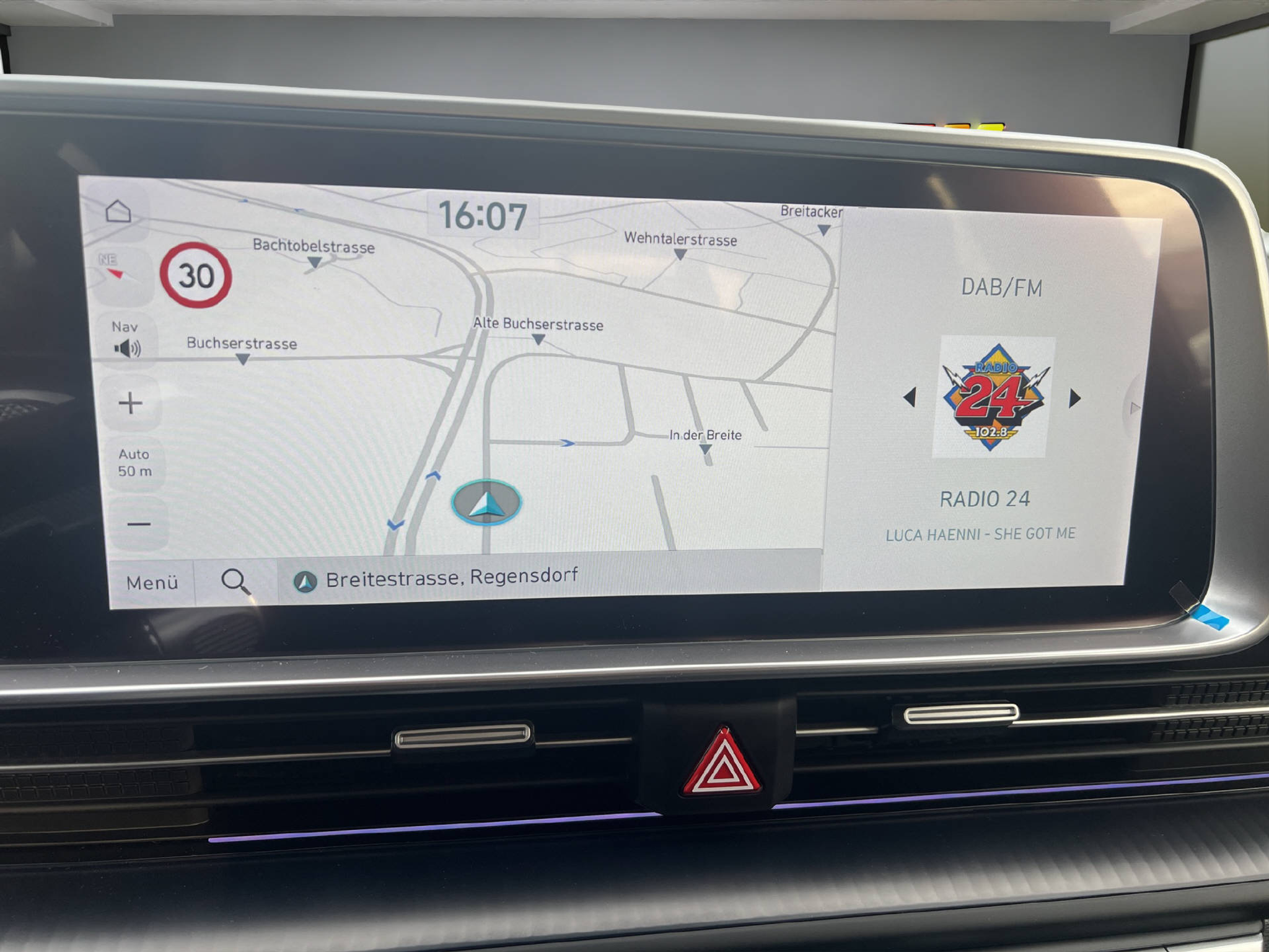 listing desktop thumbnail image 11