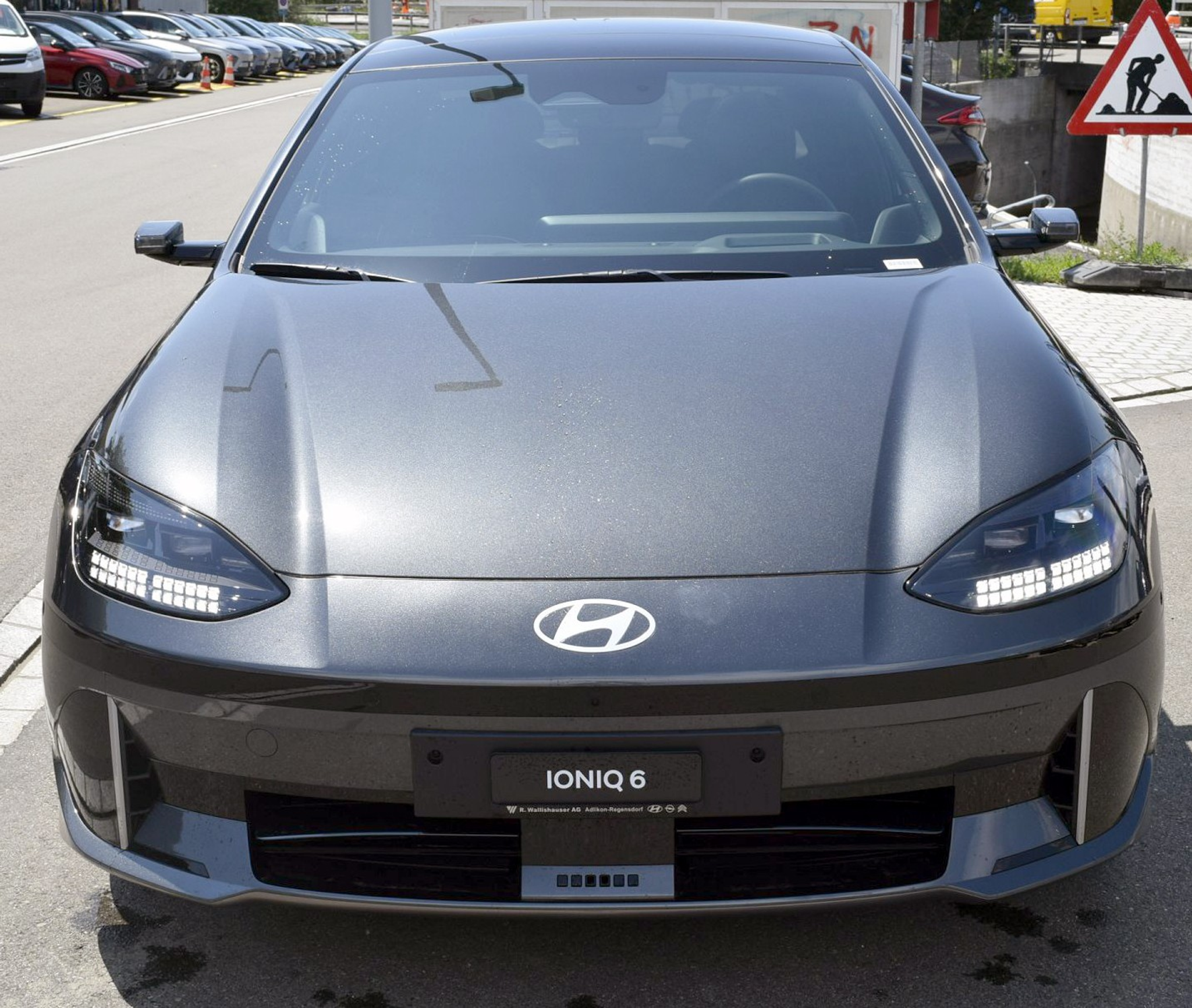 listing desktop thumbnail image 1