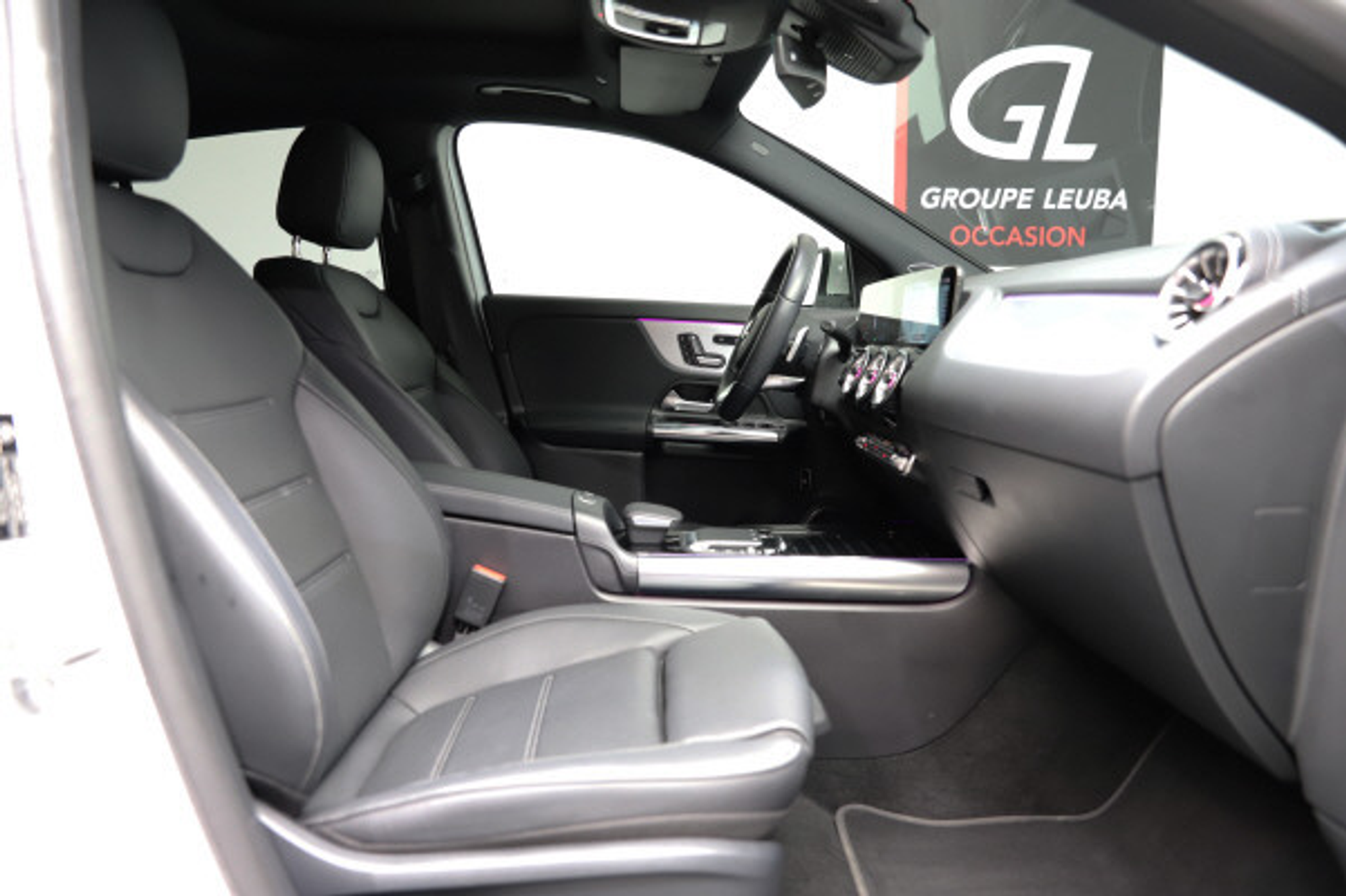 listing desktop thumbnail image 8