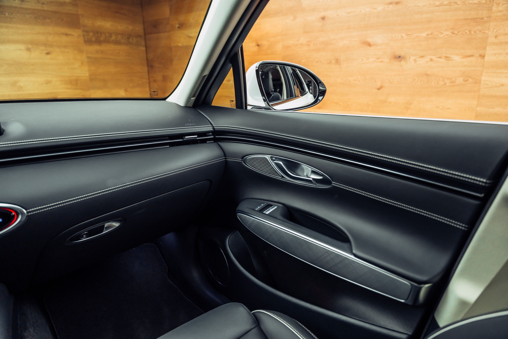 listing desktop thumbnail image 9