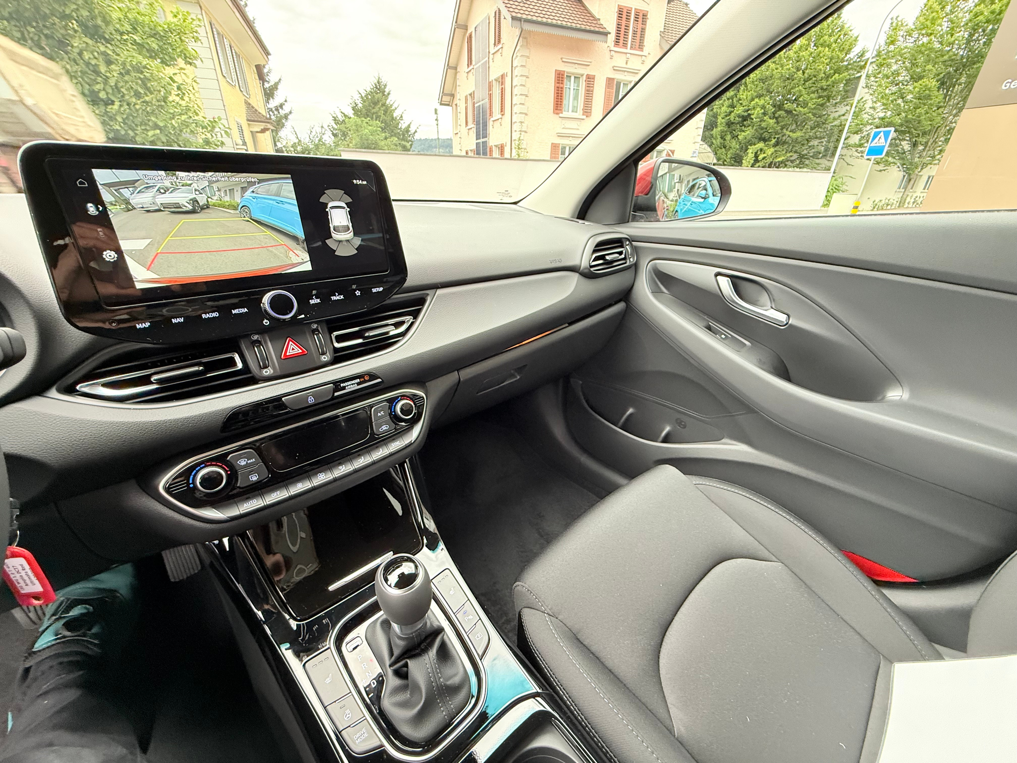 listing desktop thumbnail image 13