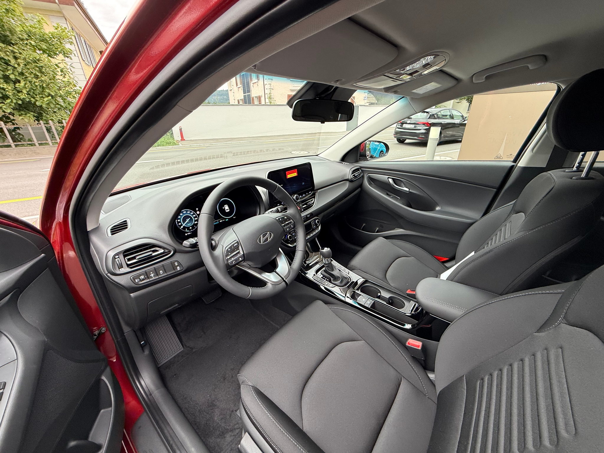 listing desktop thumbnail image 9