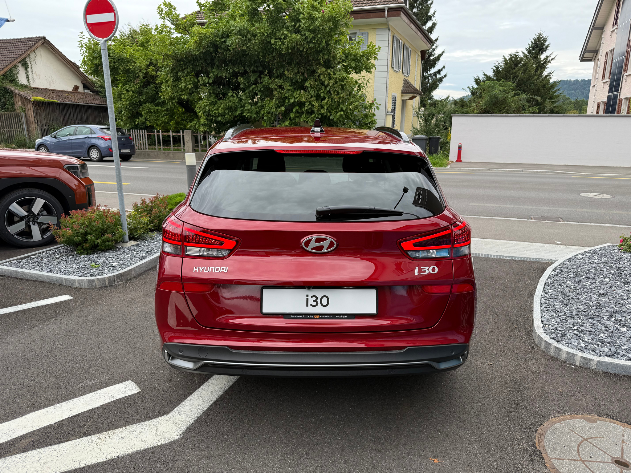 listing desktop thumbnail image 5