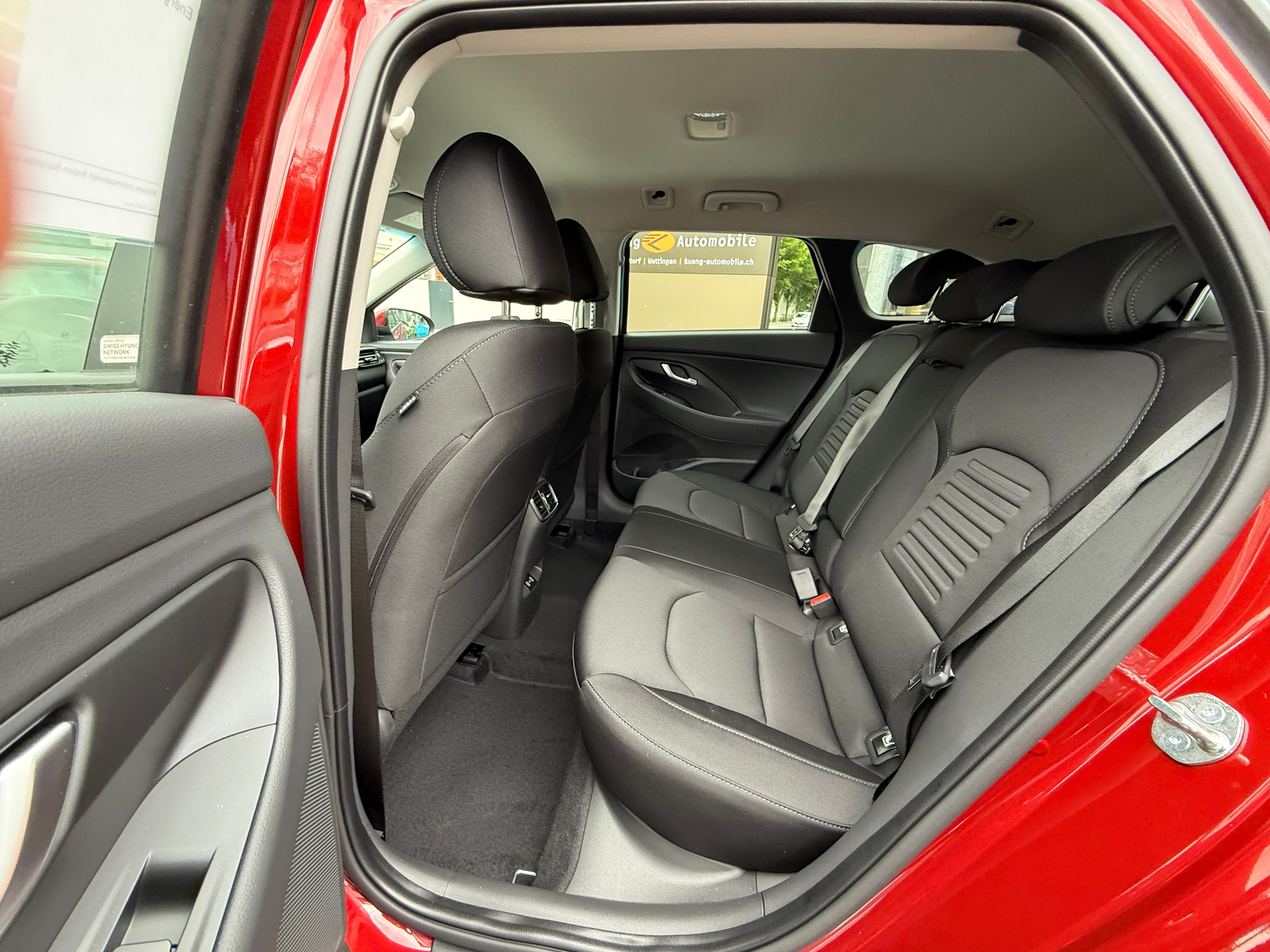 listing desktop thumbnail image 14