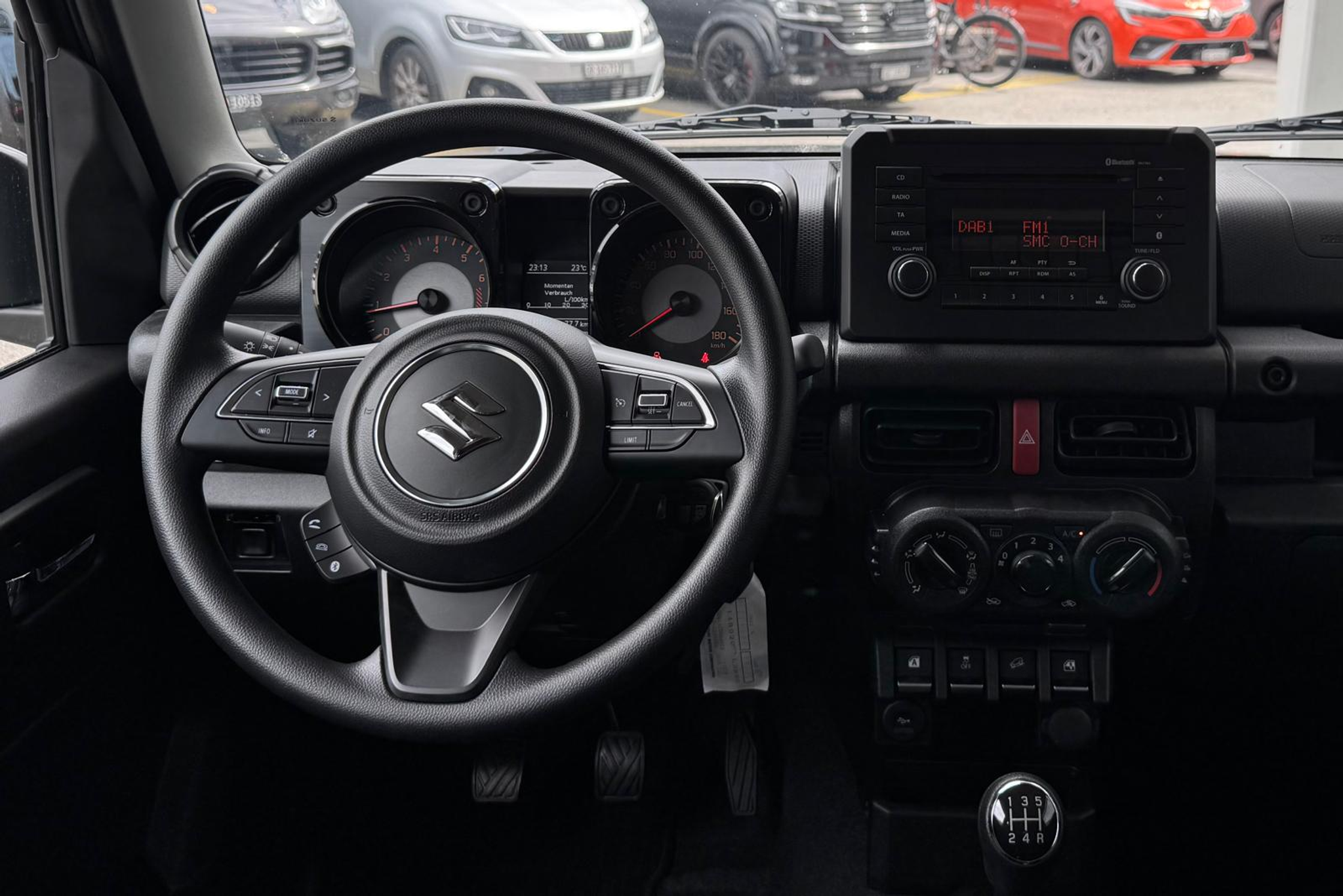 listing desktop thumbnail image 11