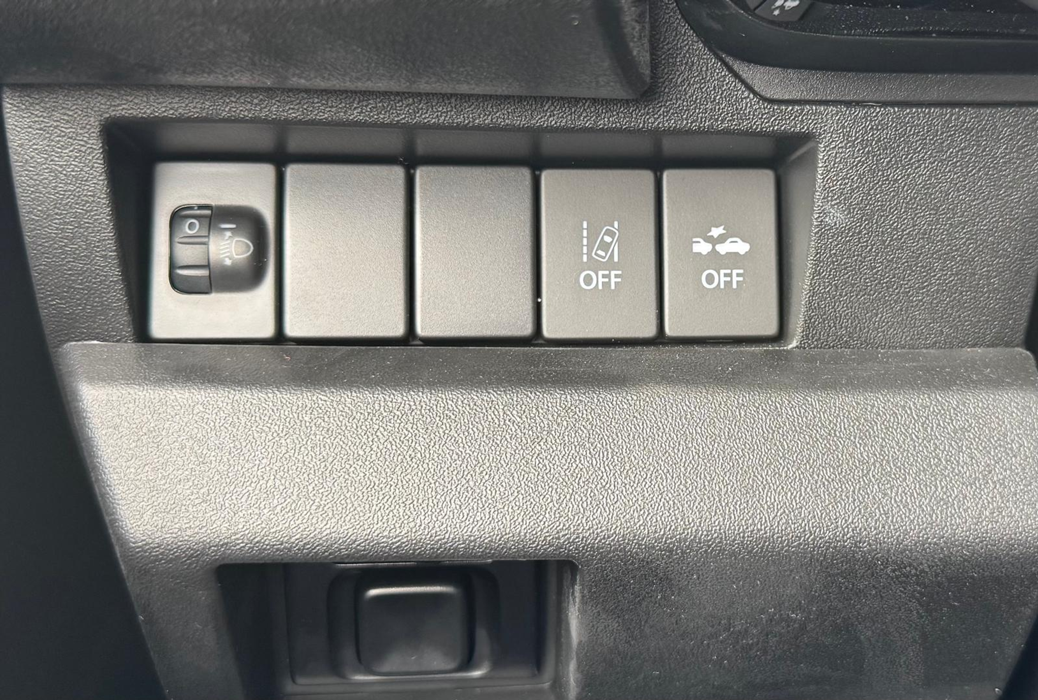 listing desktop thumbnail image 13