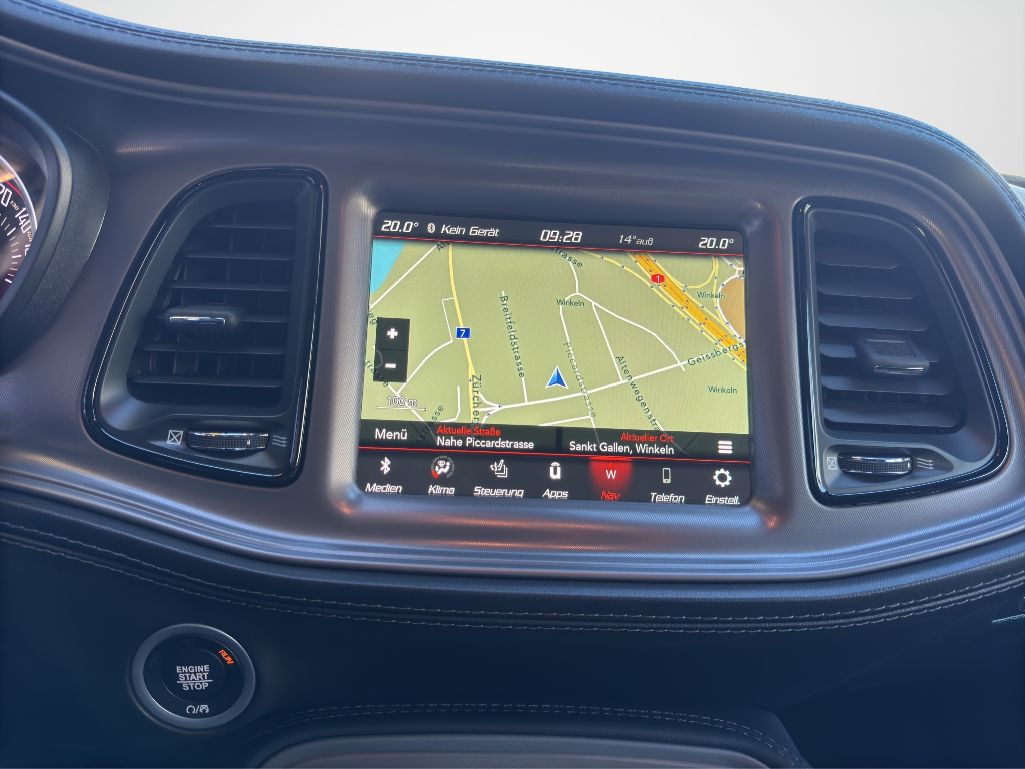 listing desktop thumbnail image 8