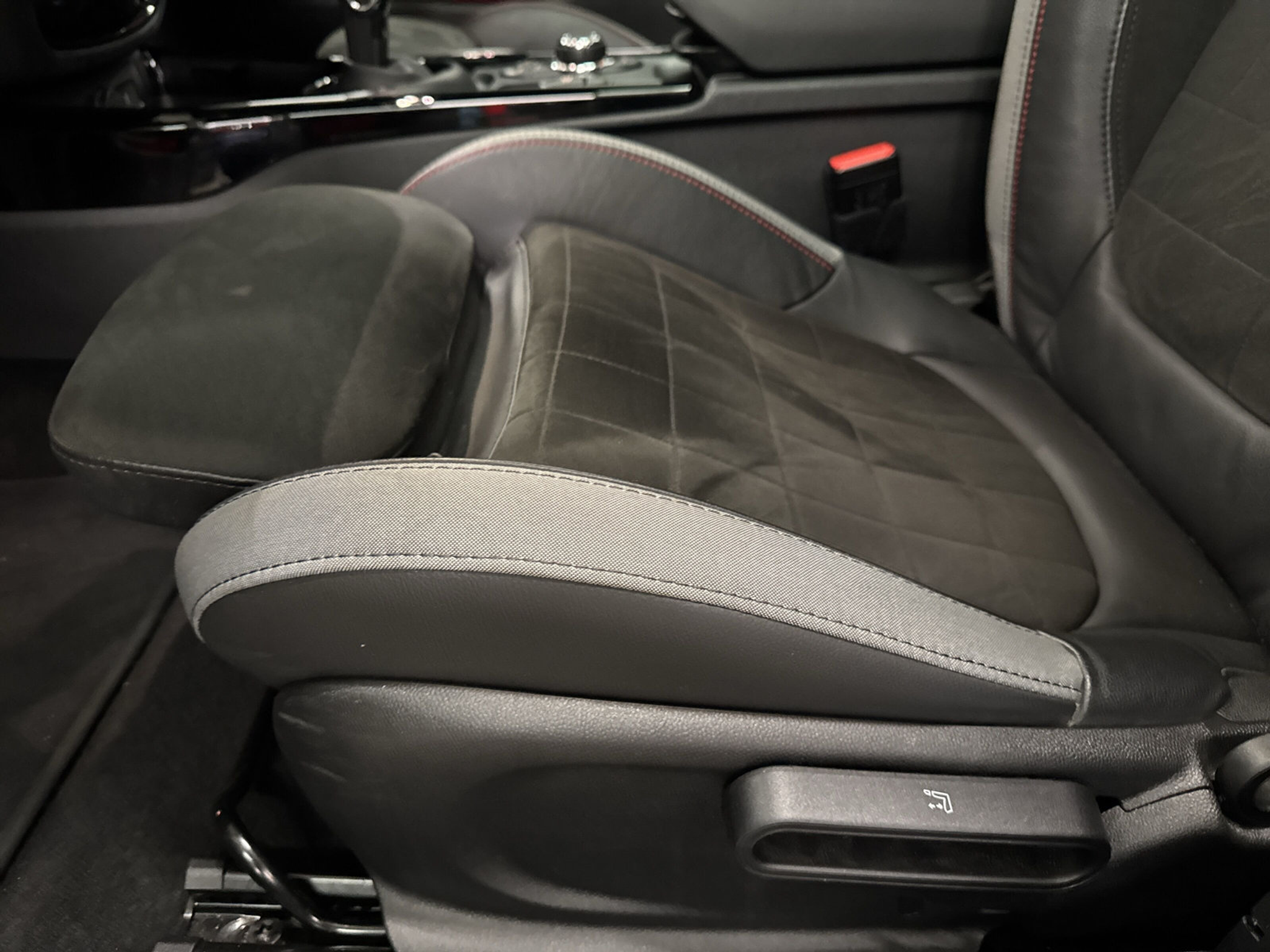 listing desktop thumbnail image 18