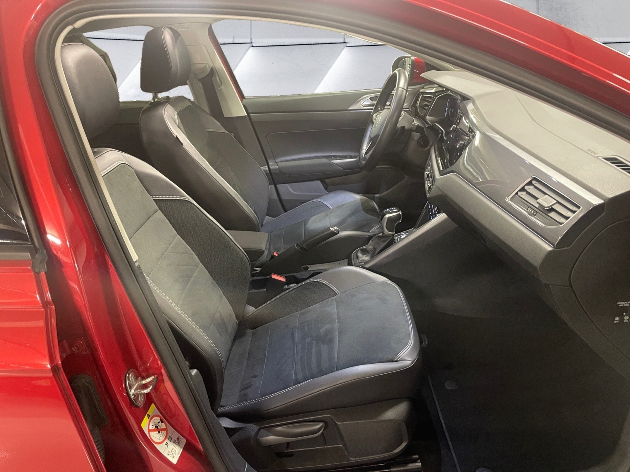 listing desktop thumbnail image 13