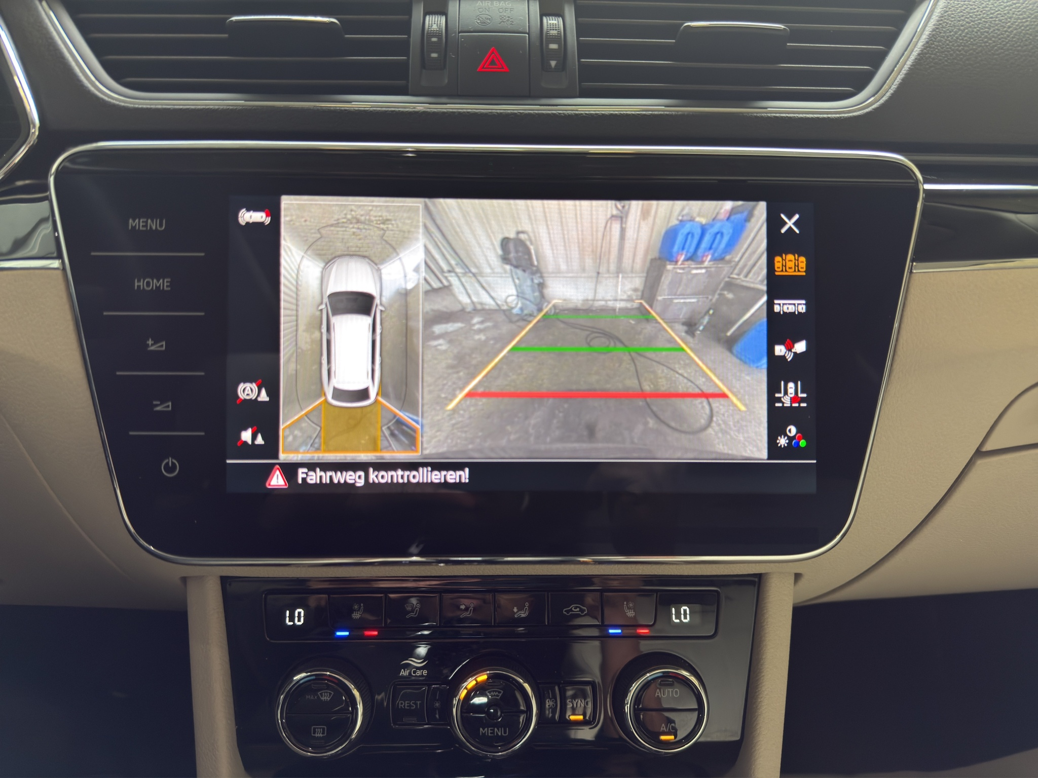 listing desktop thumbnail image 12