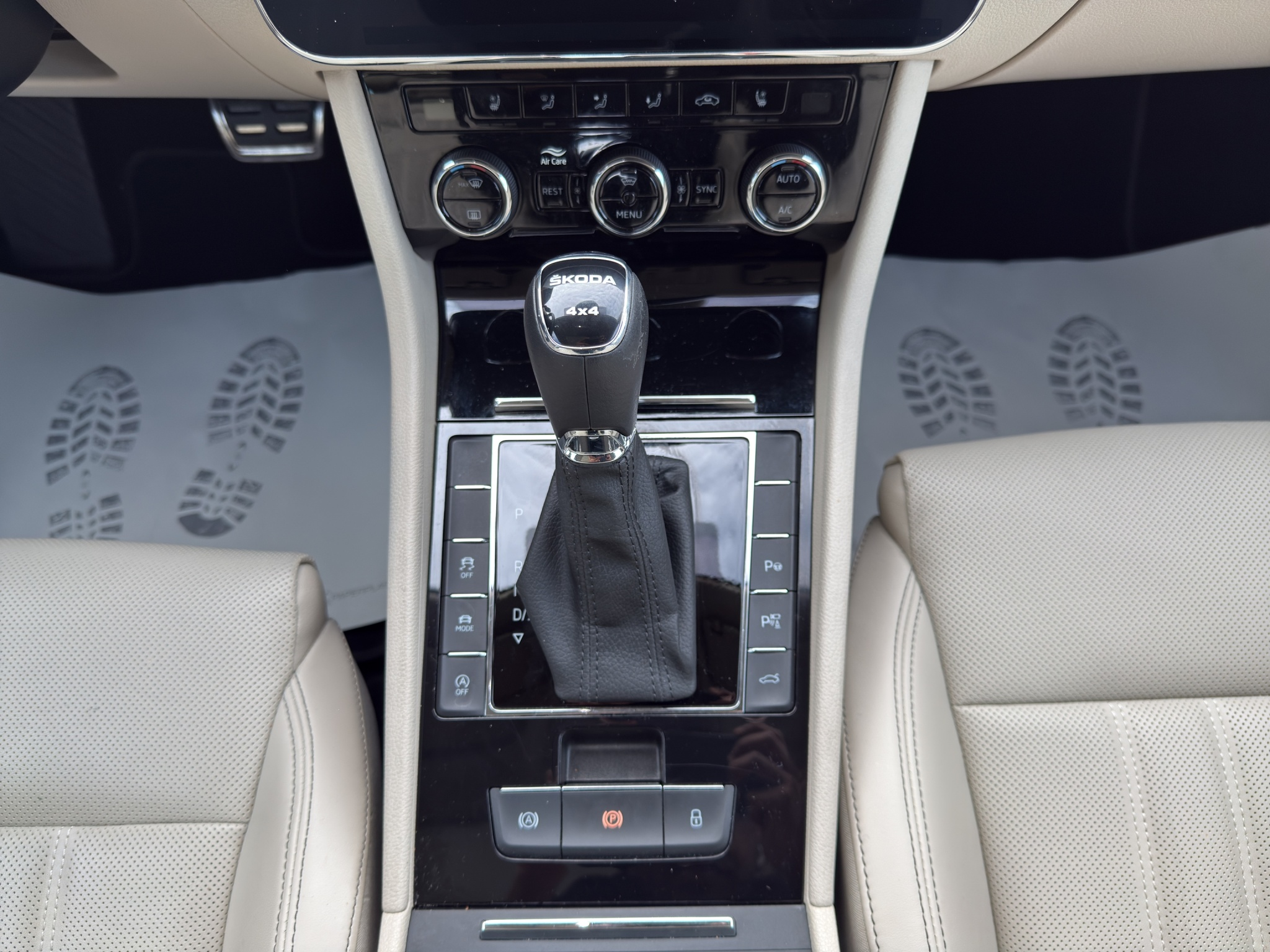 listing desktop thumbnail image 11