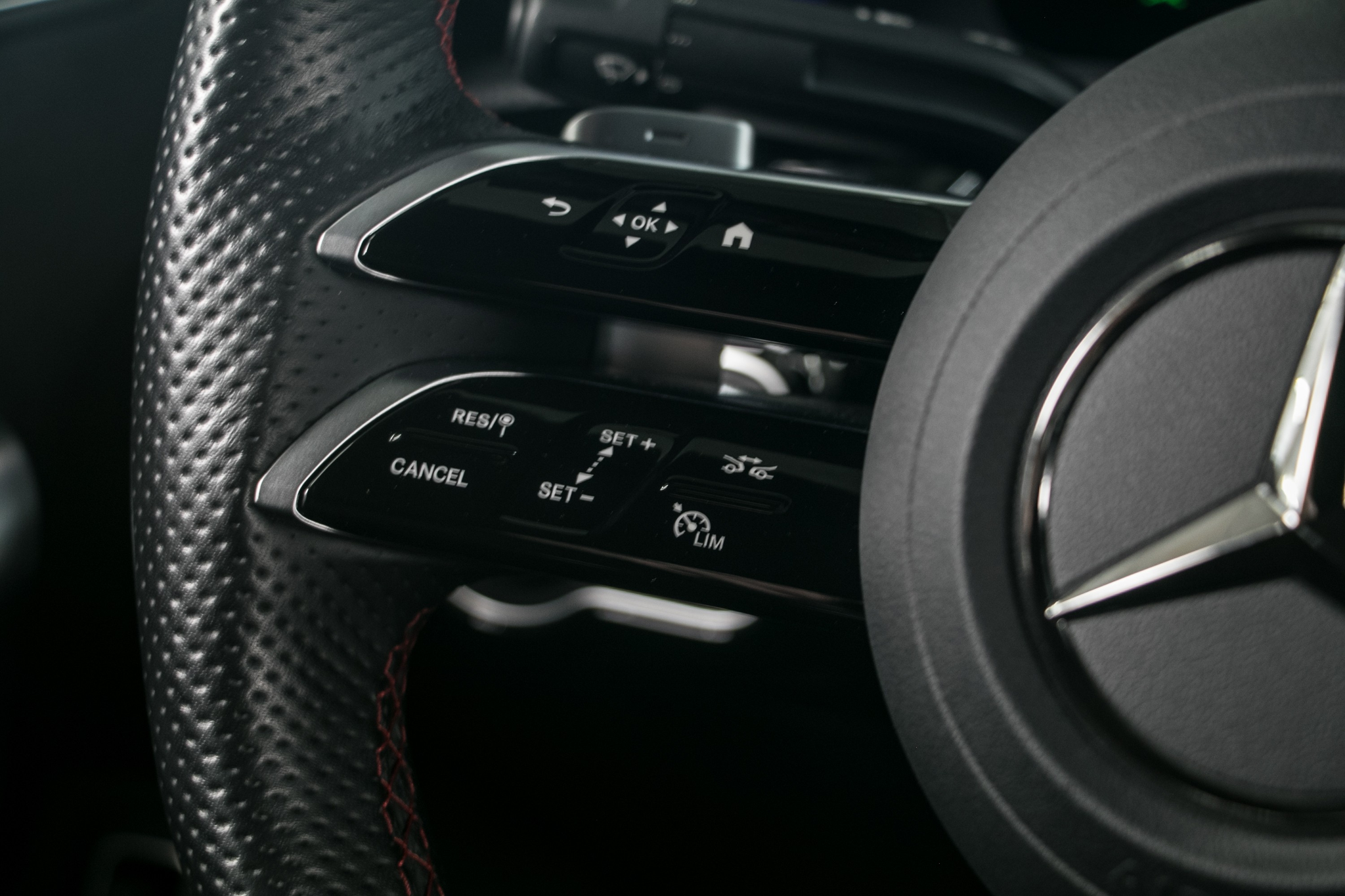 listing desktop thumbnail image 5