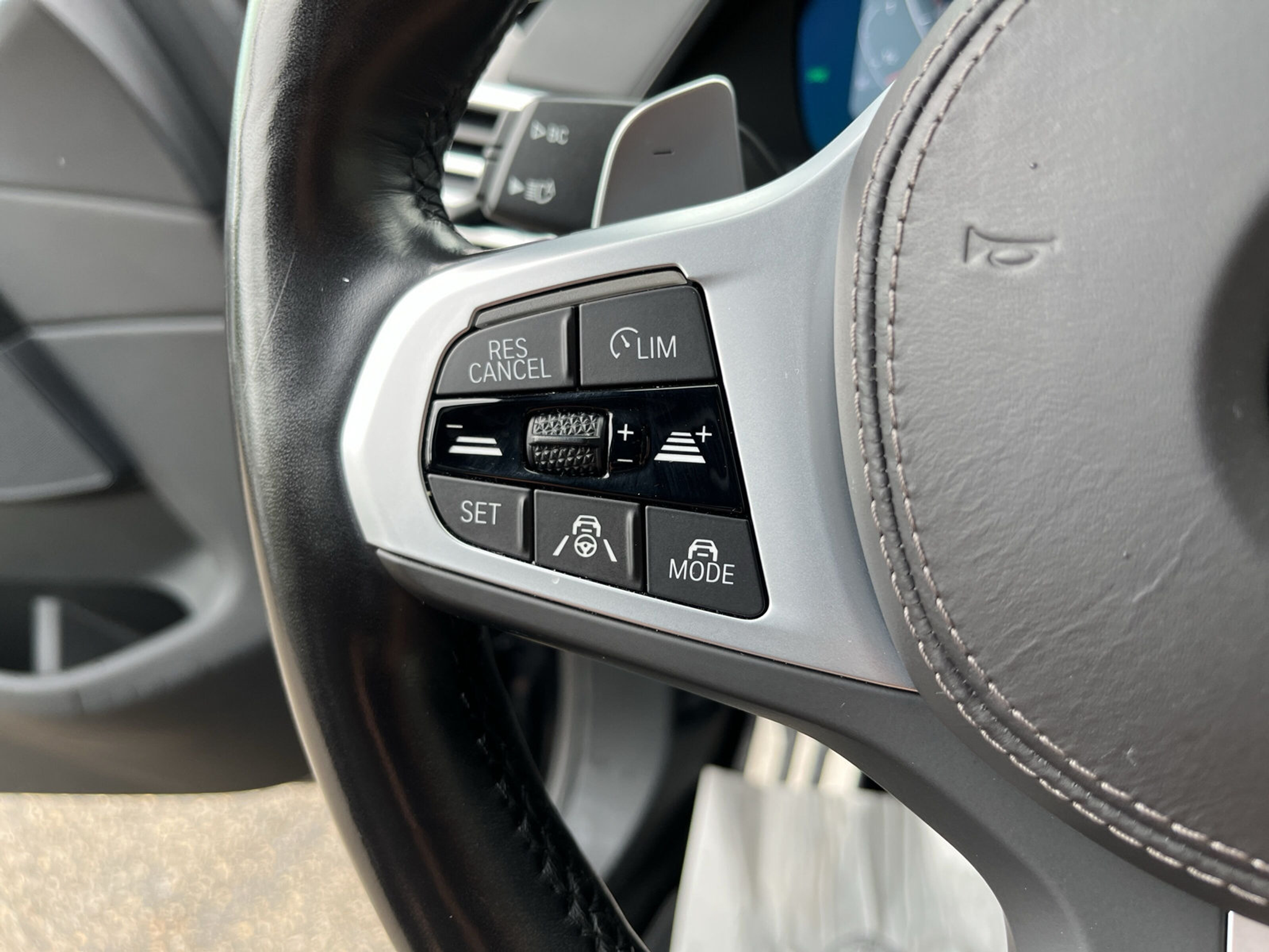 listing desktop thumbnail image 14