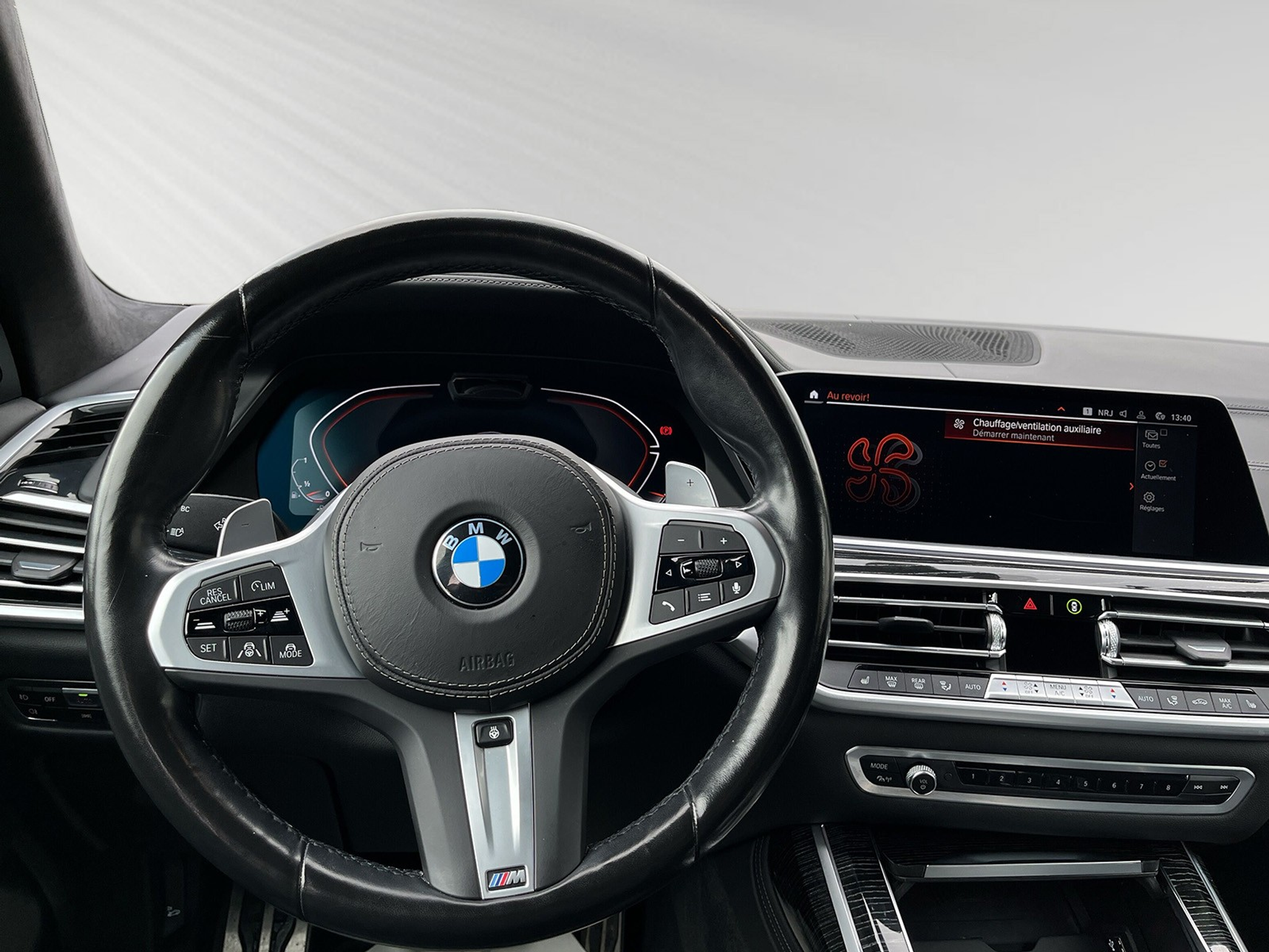 listing desktop thumbnail image 4