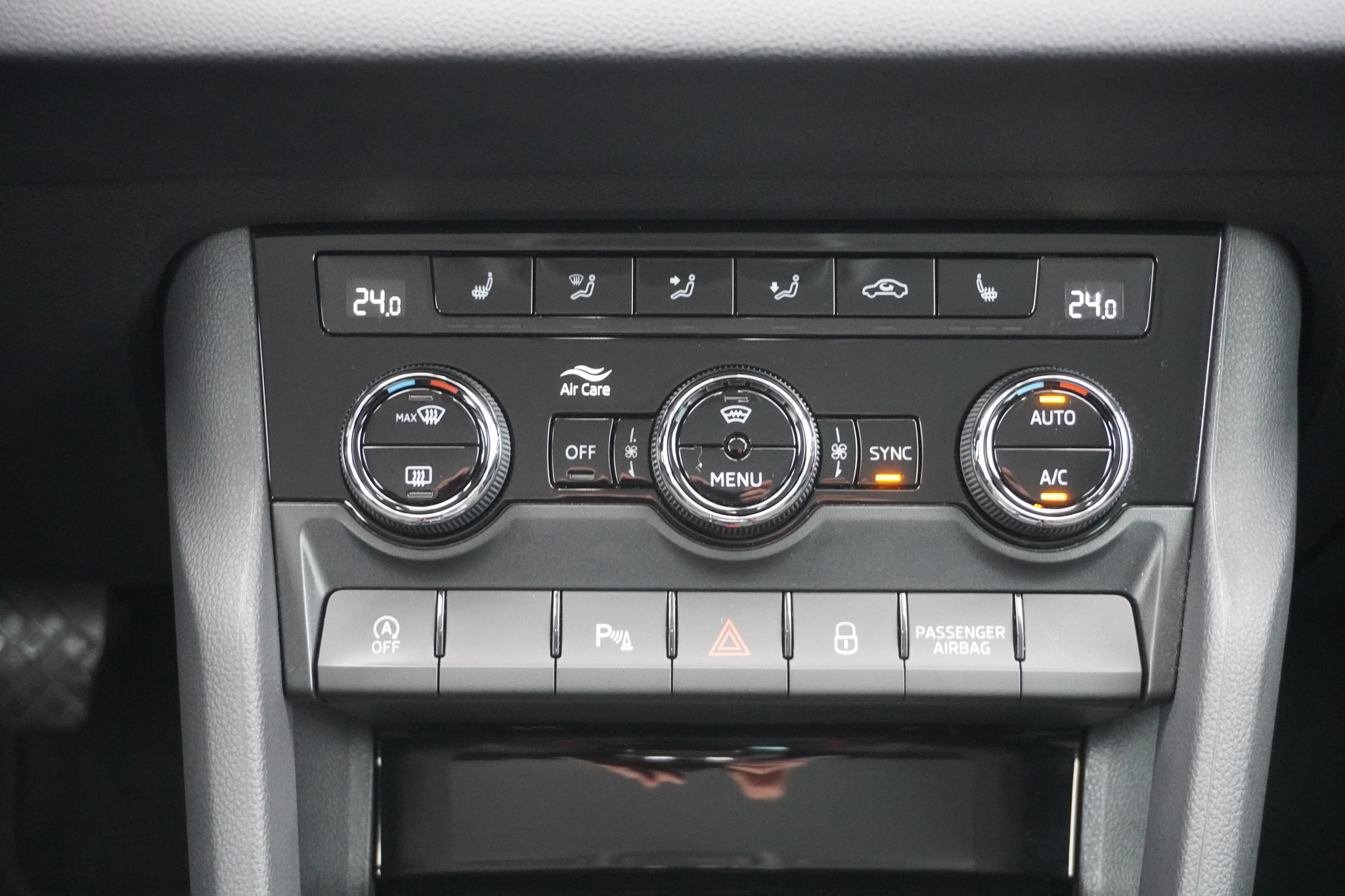 listing desktop thumbnail image 14