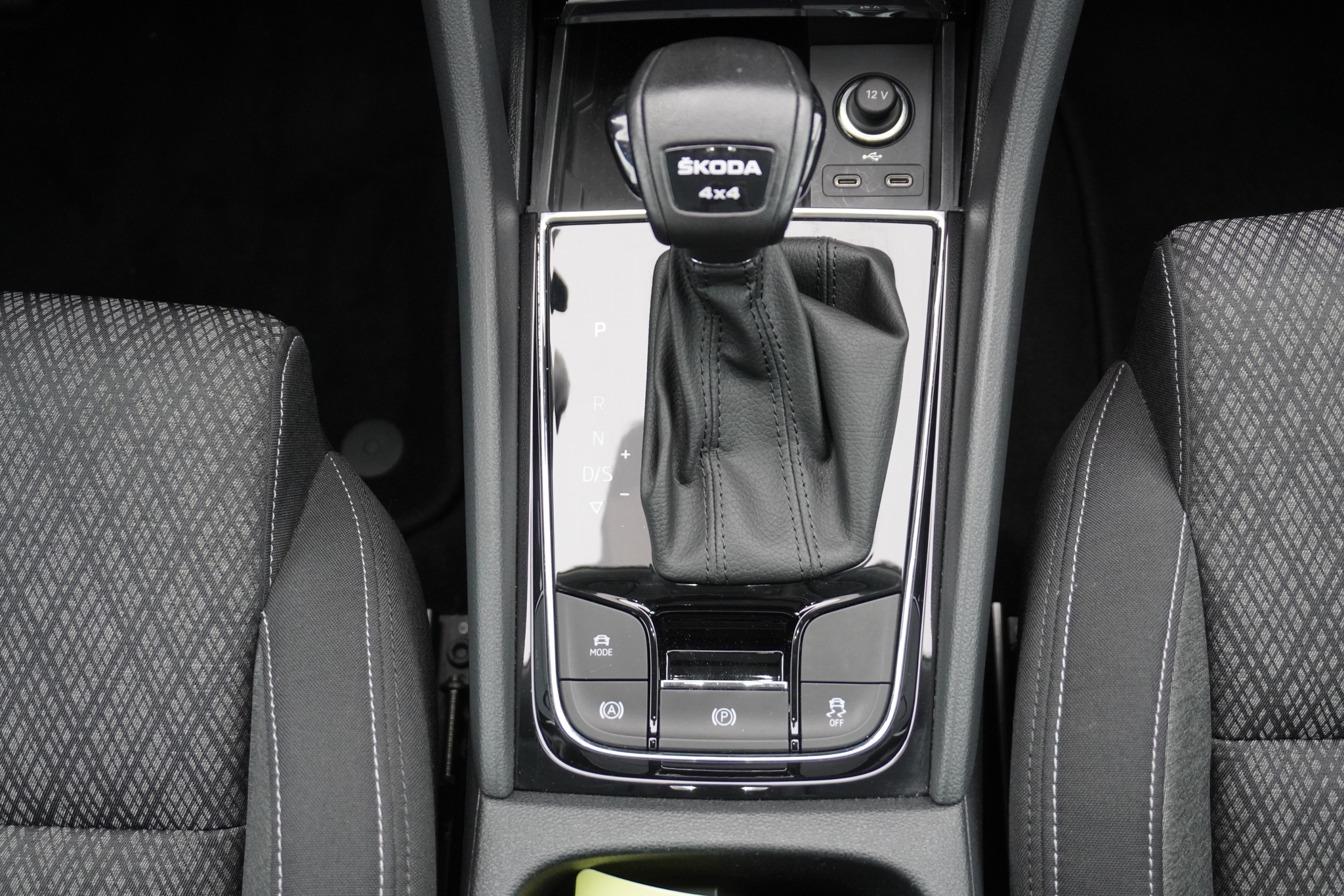 listing desktop thumbnail image 13