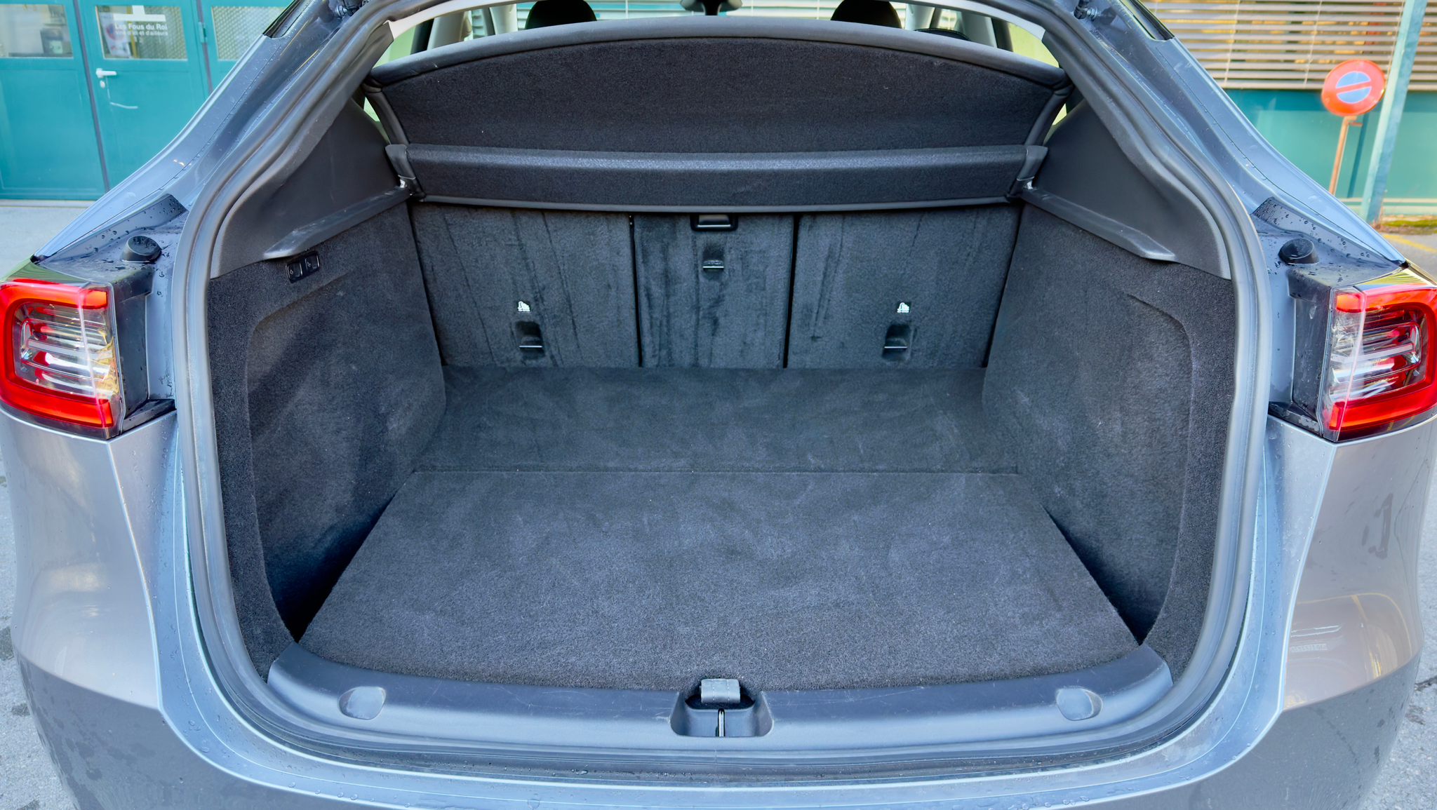 listing desktop thumbnail image 15