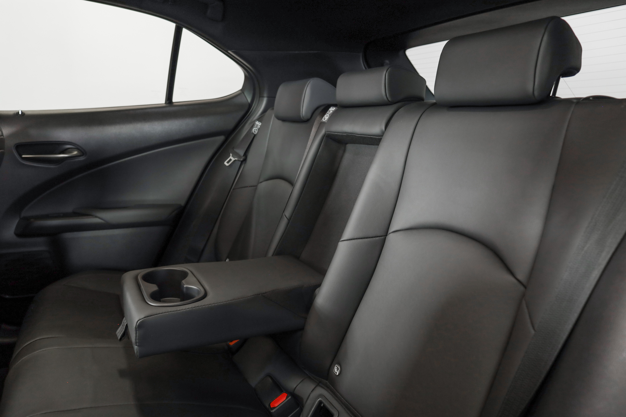 listing desktop thumbnail image 23