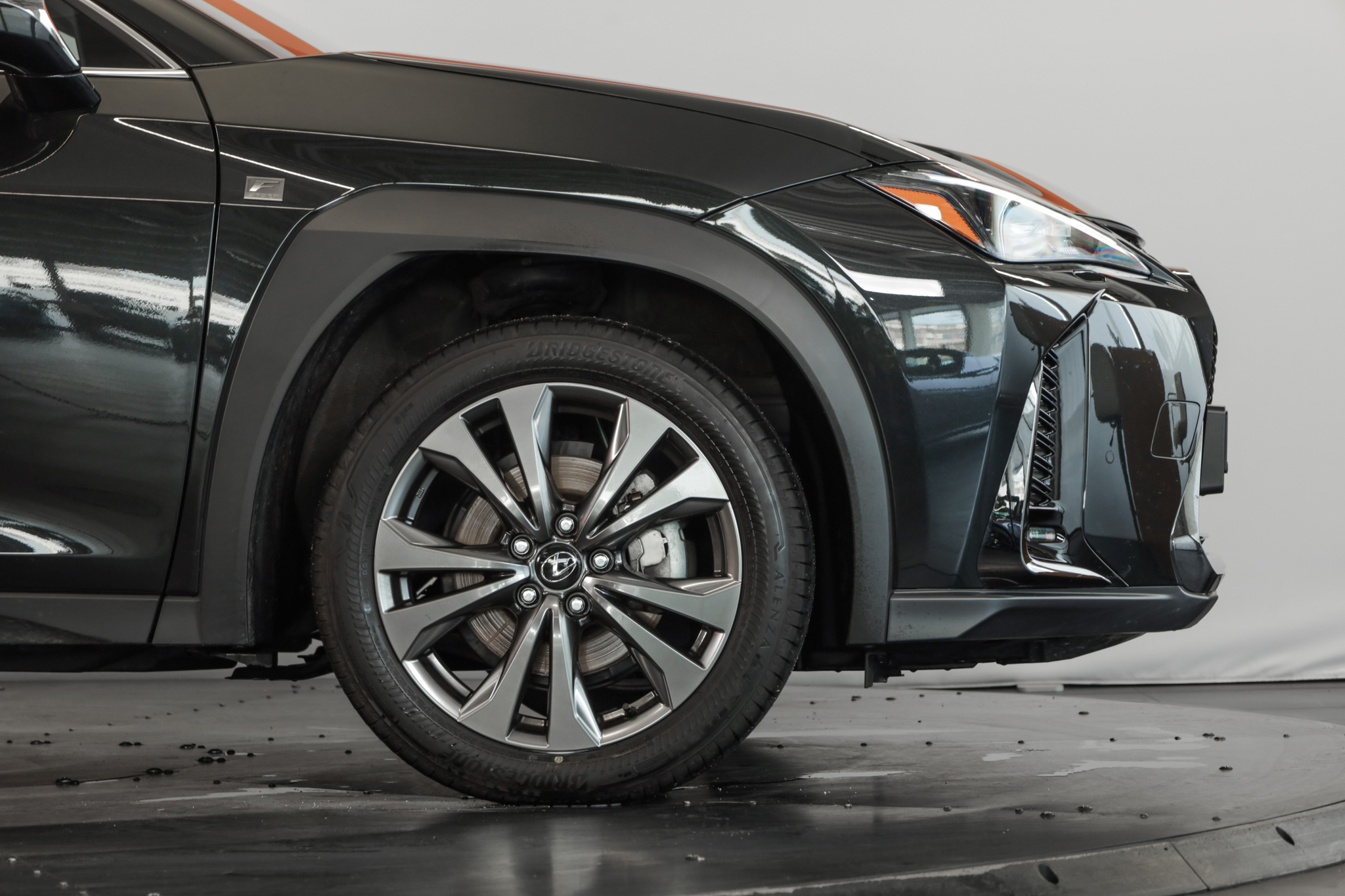 listing desktop thumbnail image 5