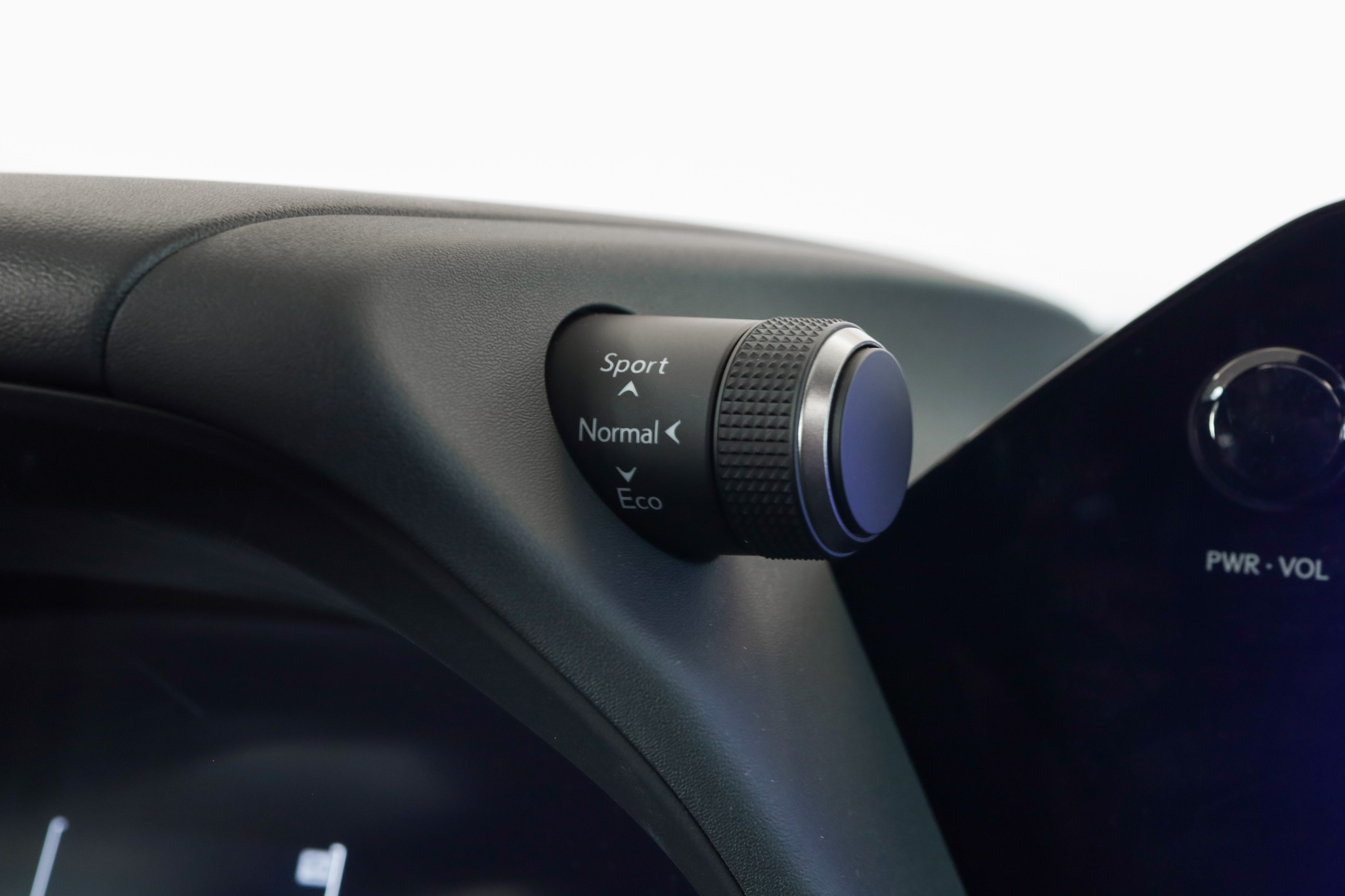 listing desktop thumbnail image 10