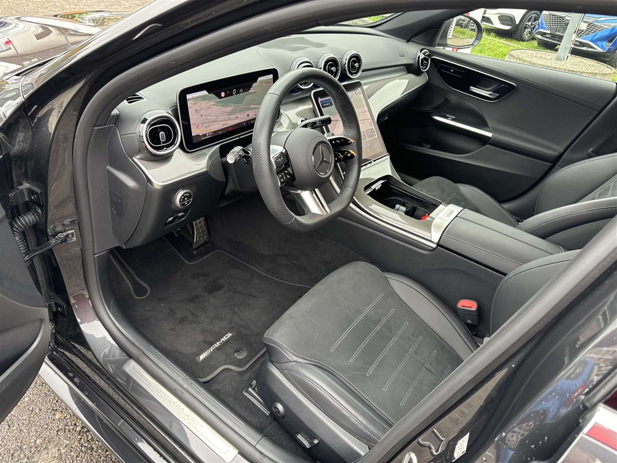 listing desktop thumbnail image 5