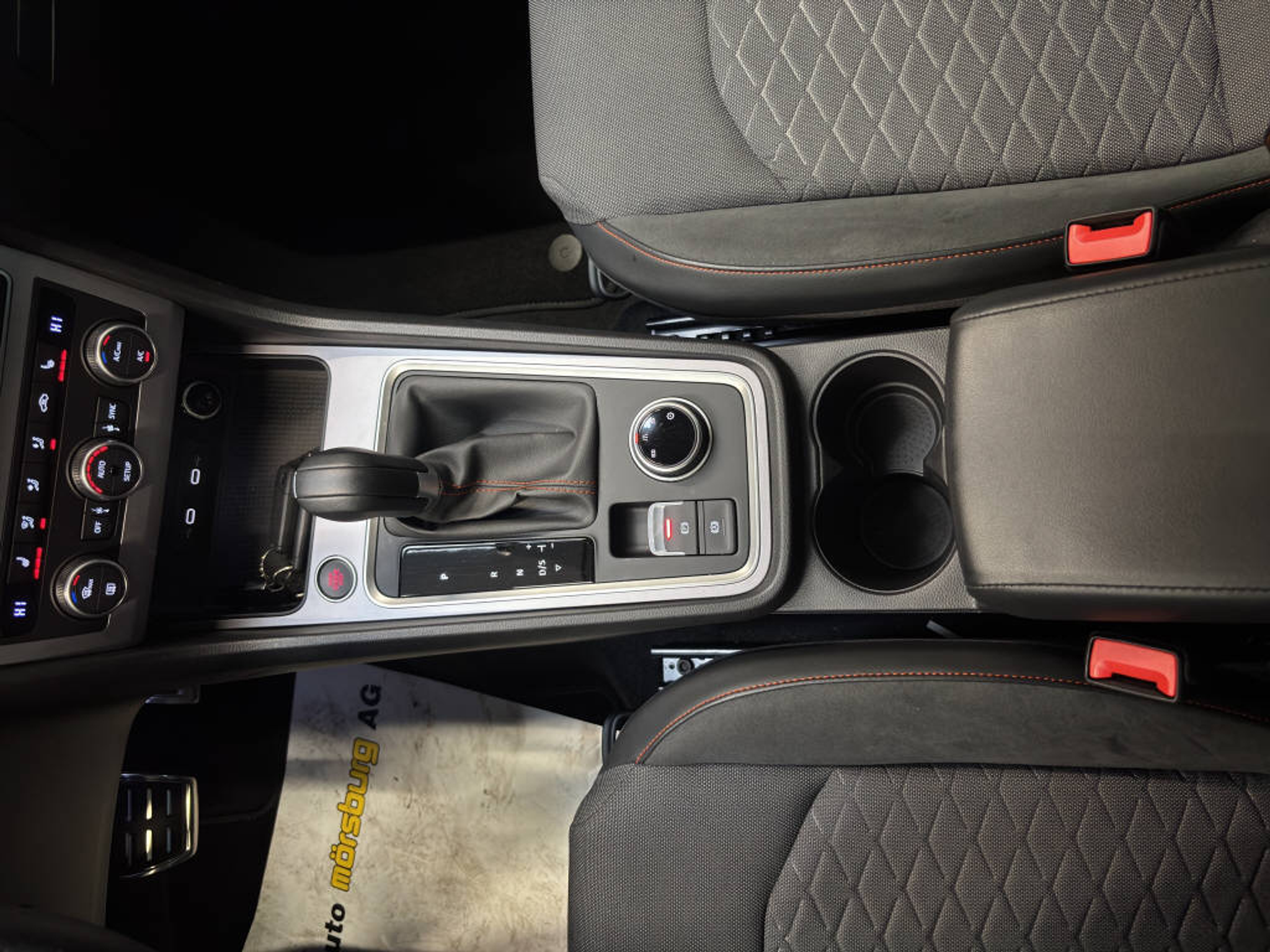 listing desktop thumbnail image 11