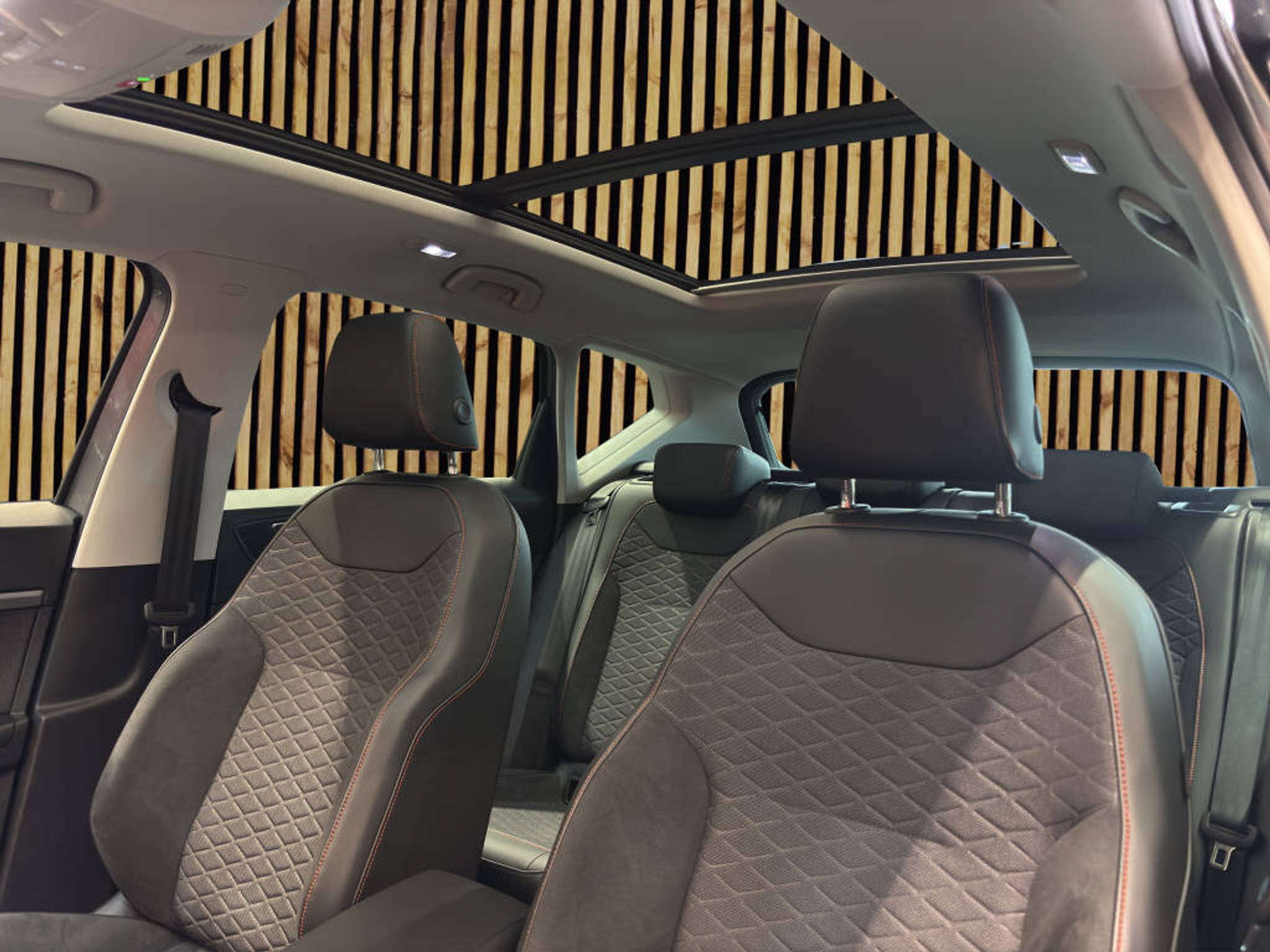 listing desktop thumbnail image 12