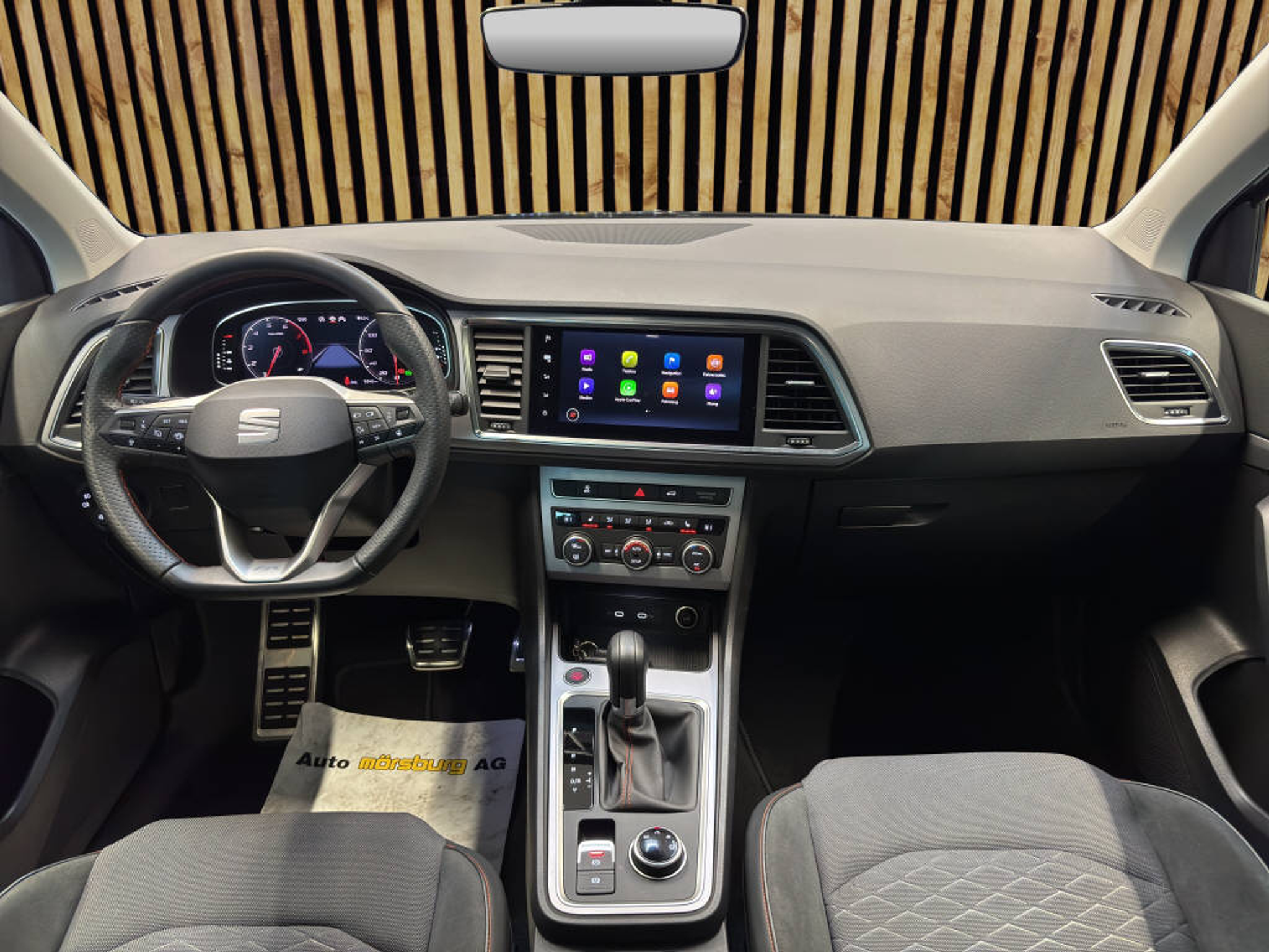 listing desktop thumbnail image 6