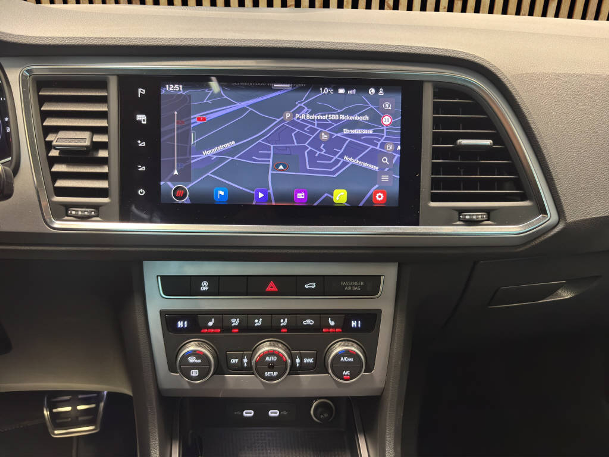 listing desktop thumbnail image 9