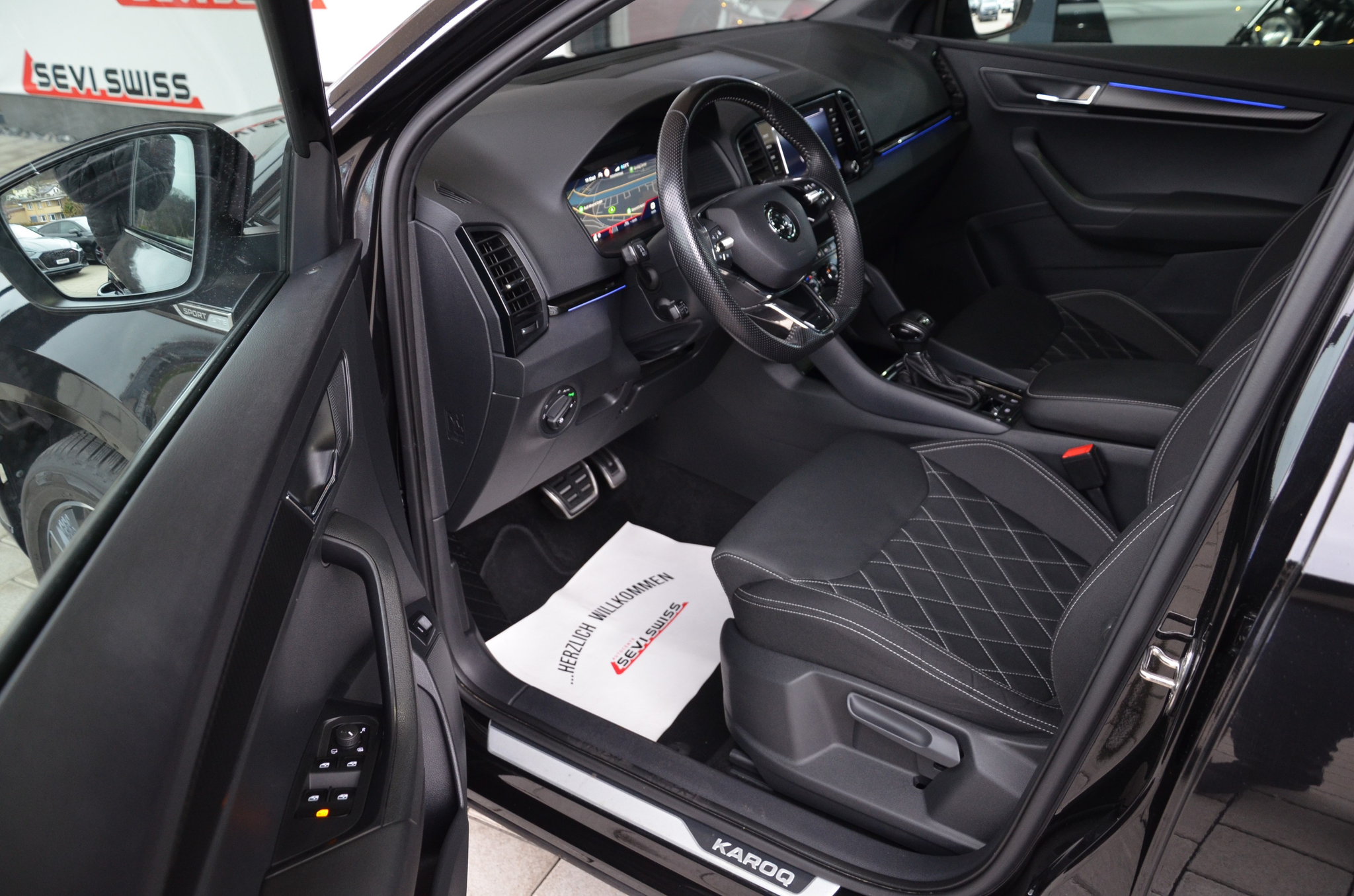 listing desktop thumbnail image 9