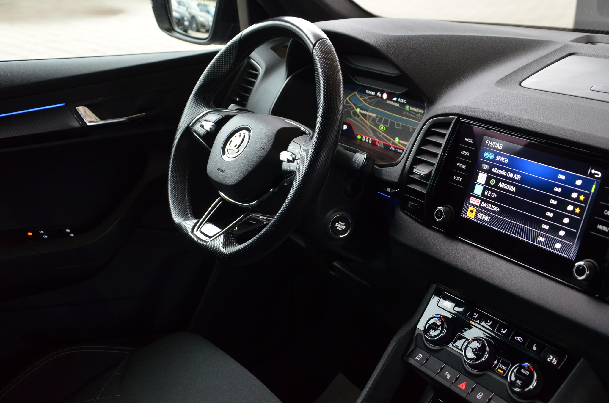 listing desktop thumbnail image 14