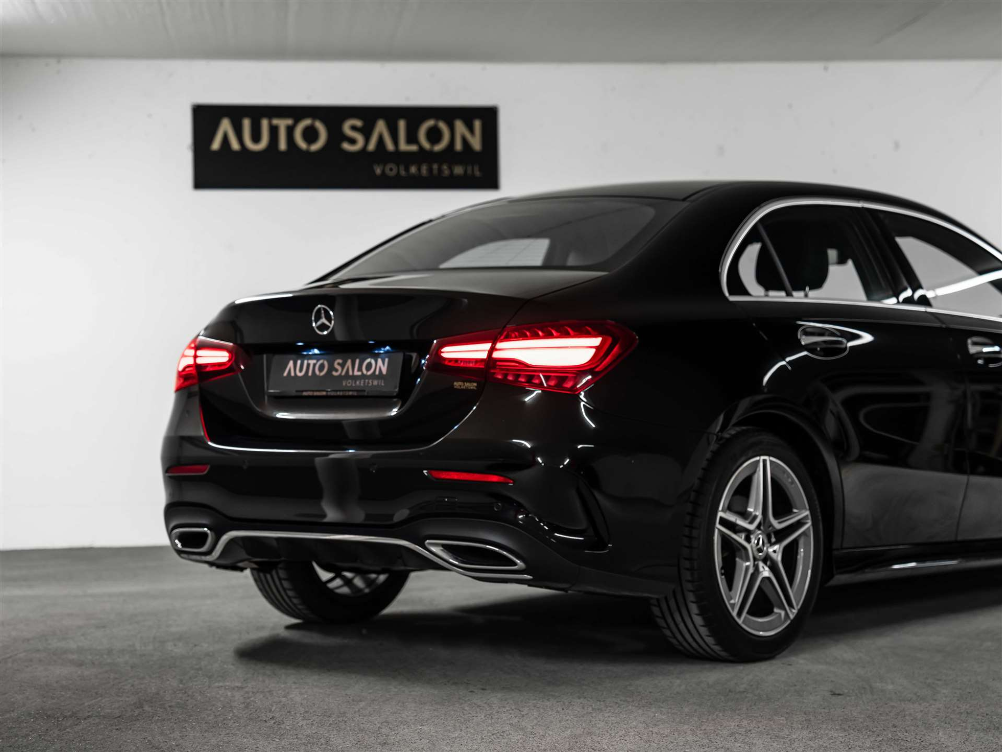 listing desktop thumbnail image 20