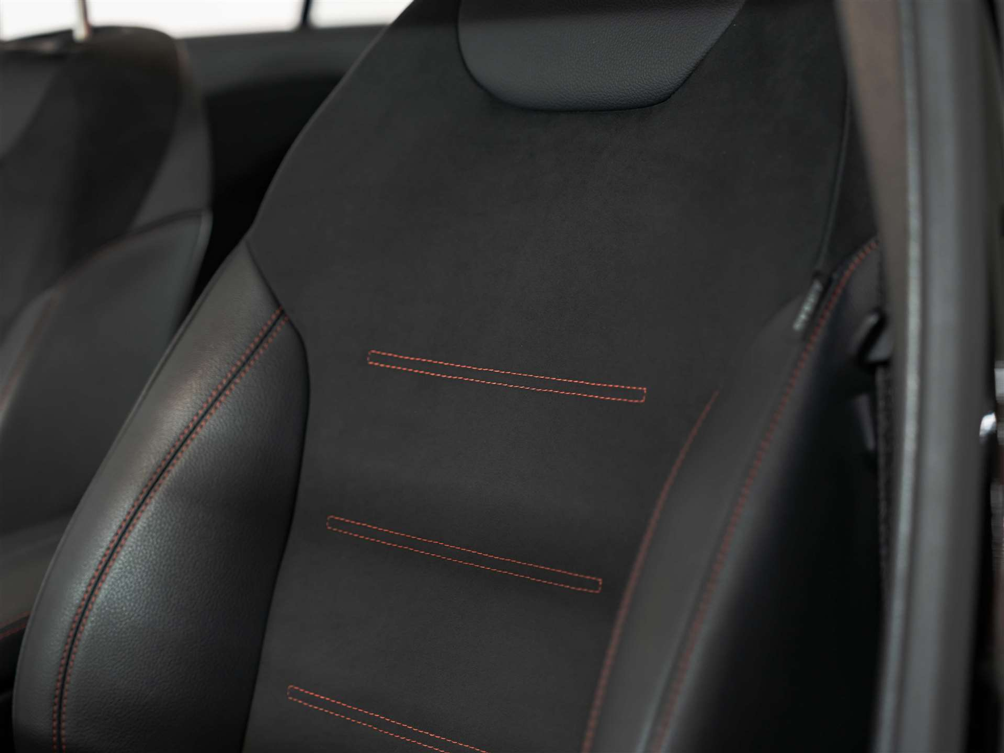 listing desktop thumbnail image 11