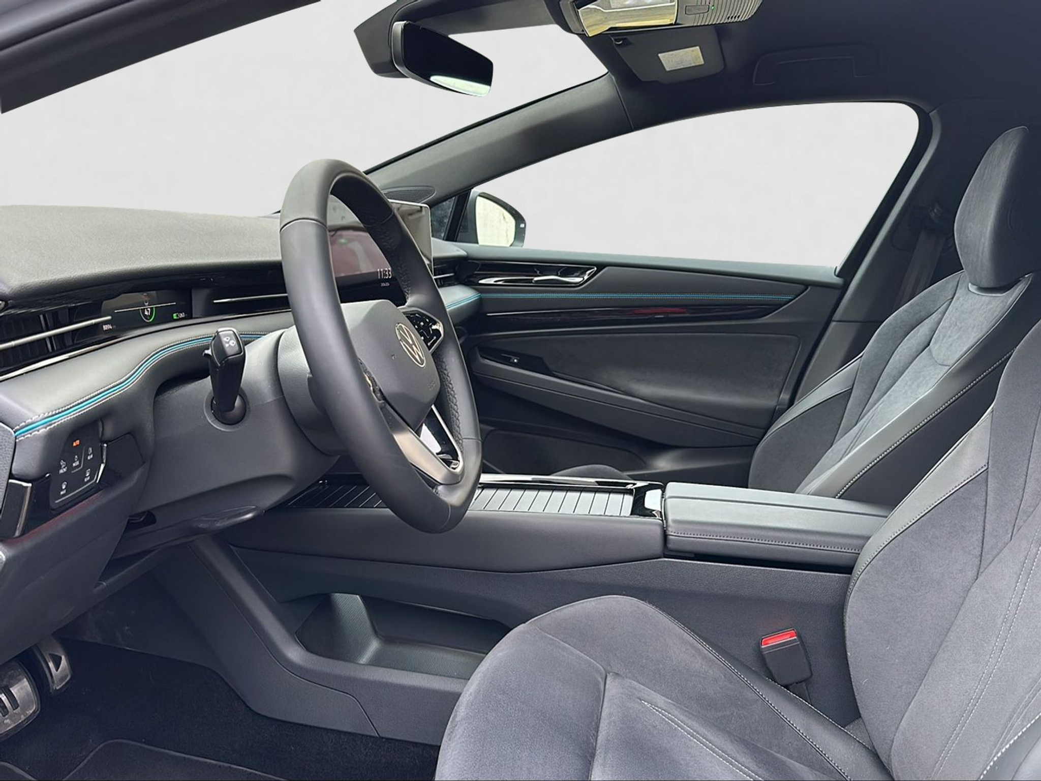 listing desktop thumbnail image 4