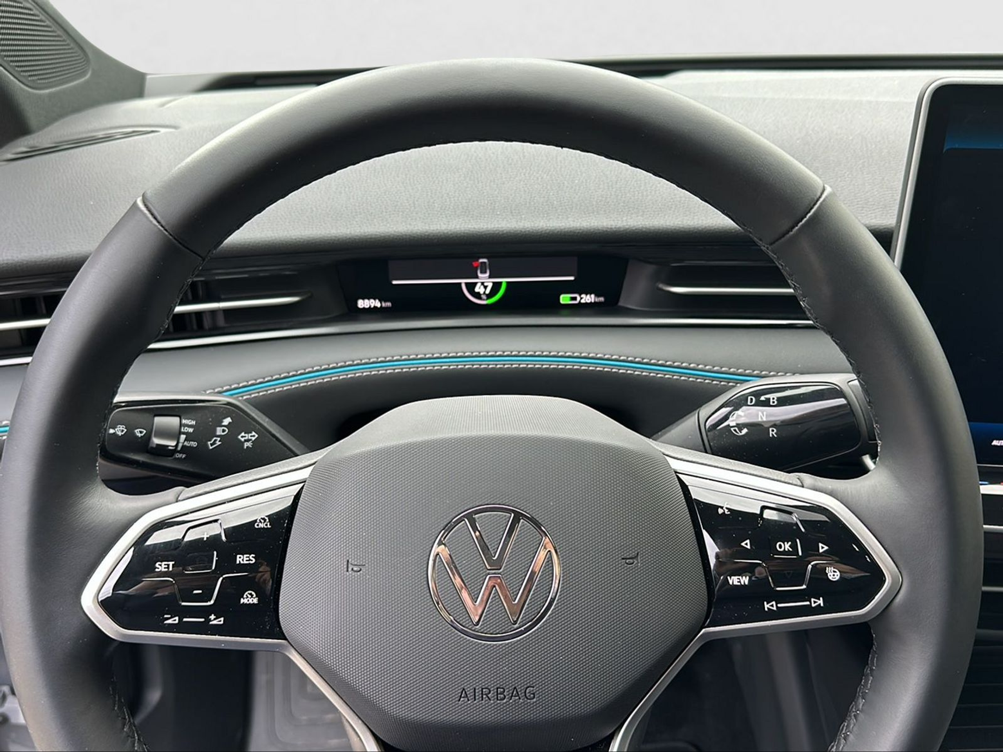 listing desktop thumbnail image 5