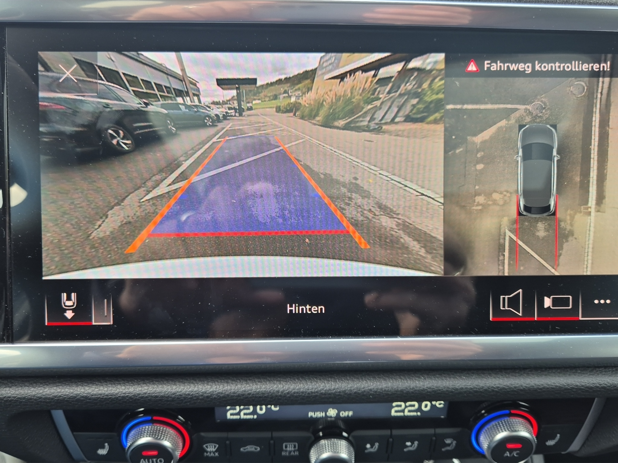 listing desktop thumbnail image 18