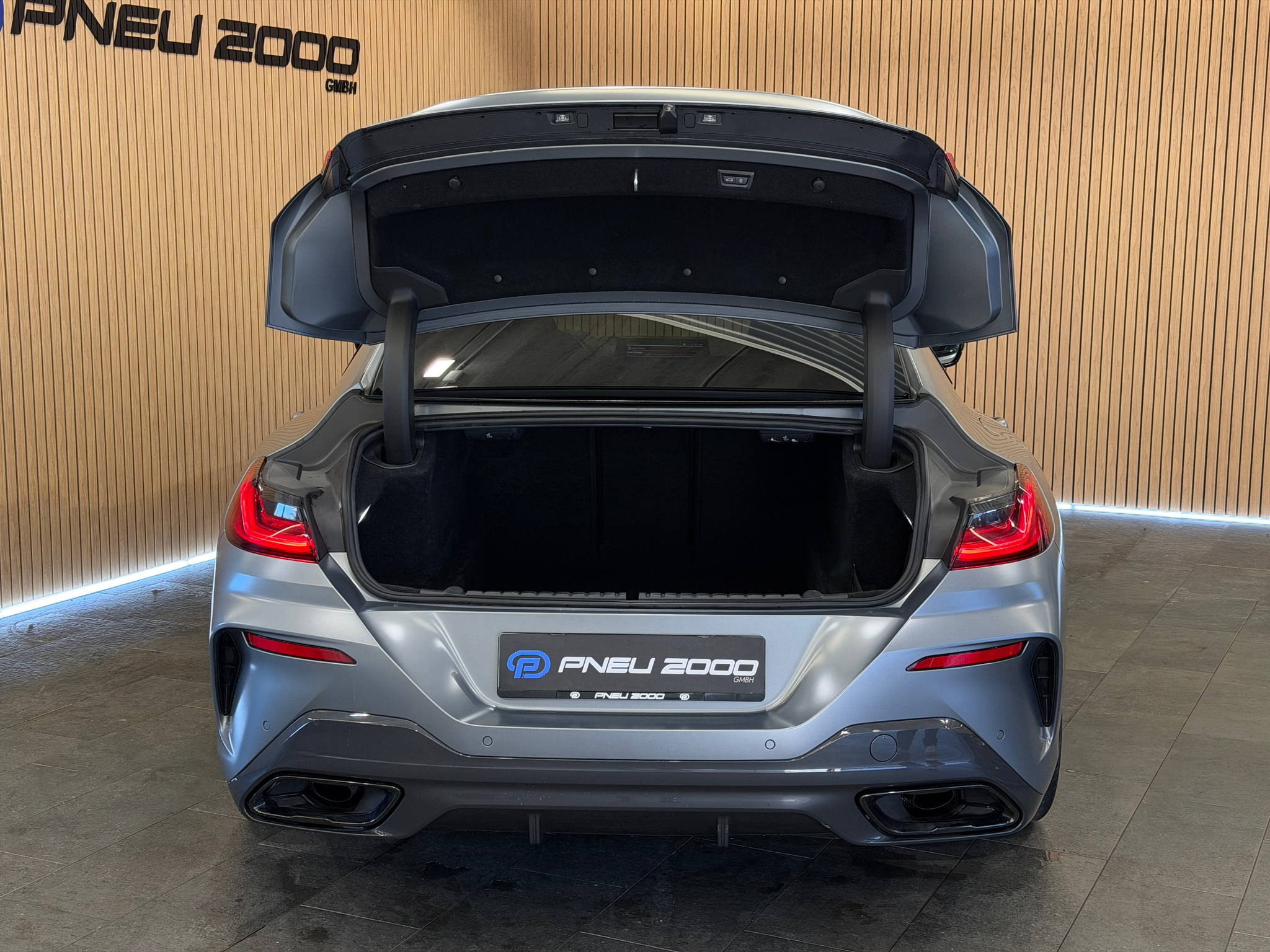 listing desktop thumbnail image 4